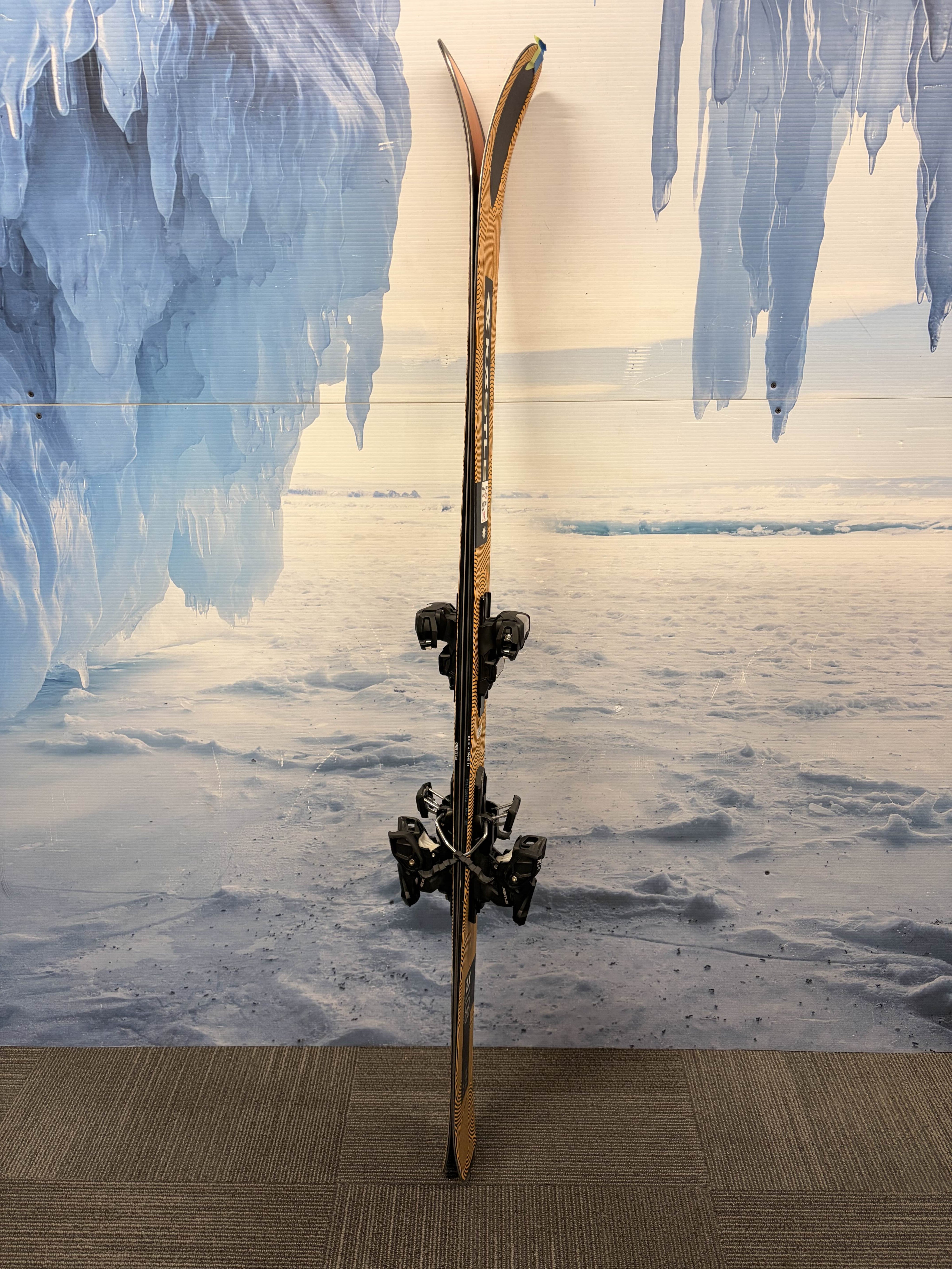 Used Kastle ZX108 169cm W/ Kastle Attack K14 Adjustable bindings