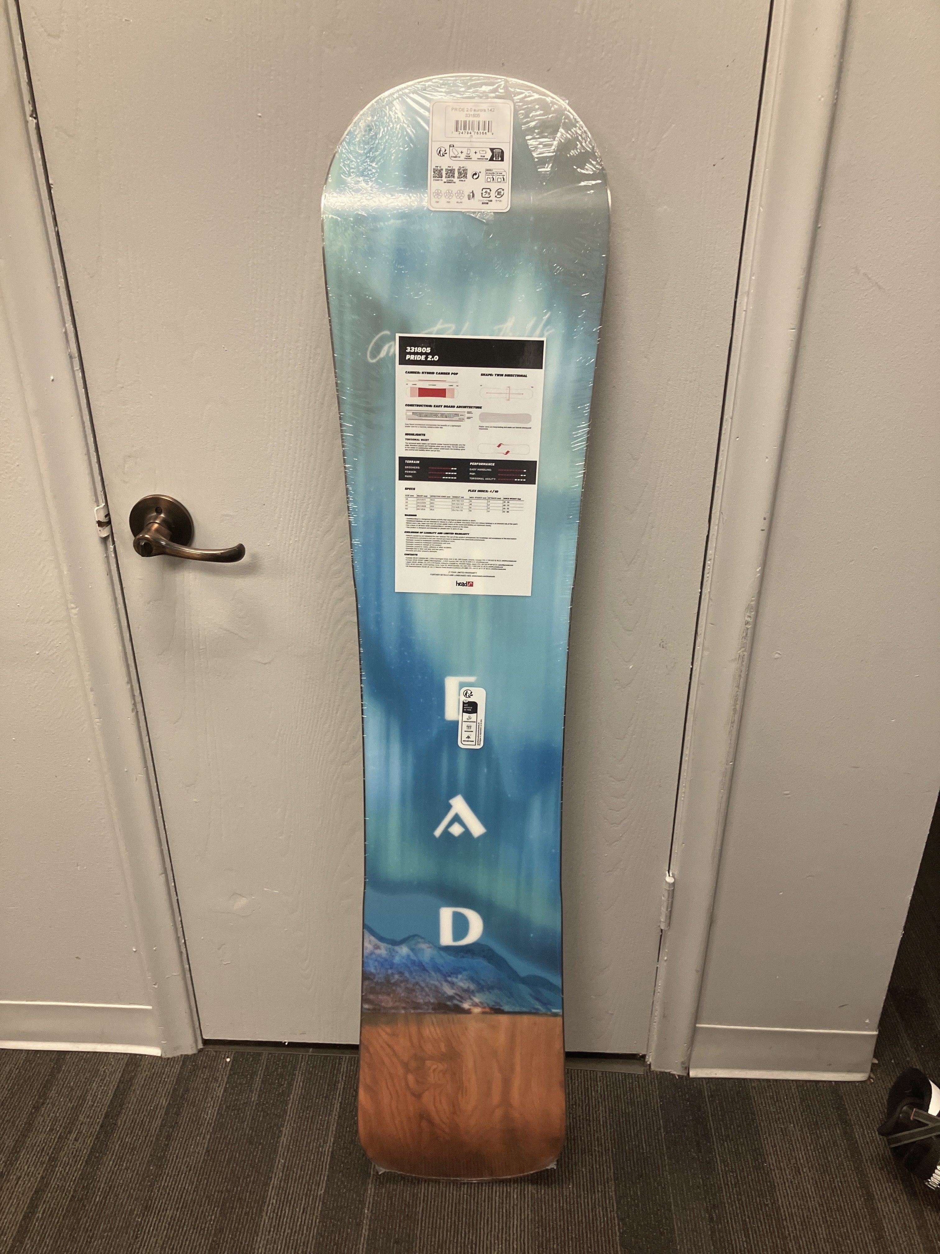 Head Pride 2.0 Snowboard 142cm -Lightly Used 2026