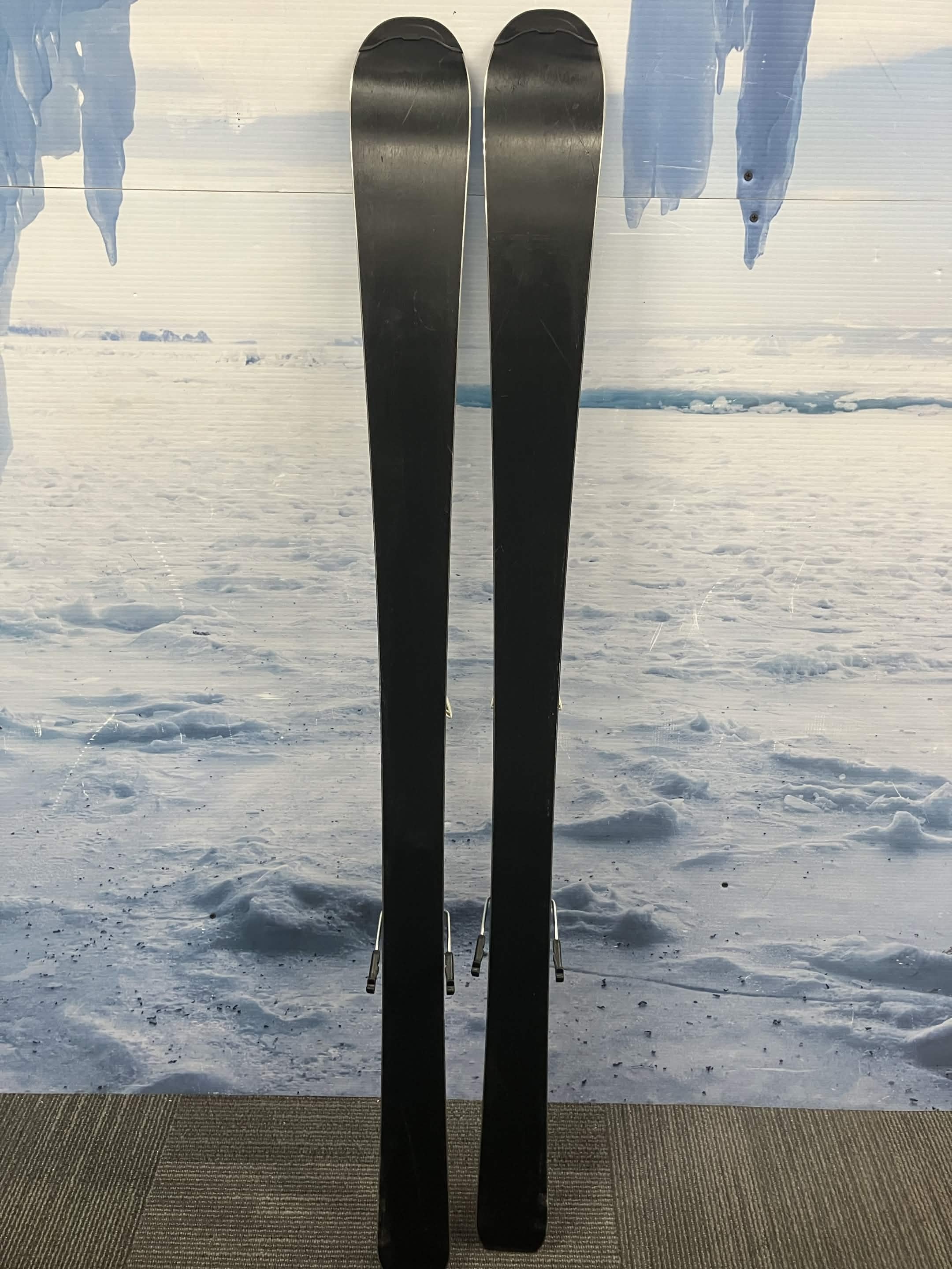 Atomic Vantage Jr +C5 GW 140cm Skis w/ ATOMIC C5 GW Demo Binding - Used