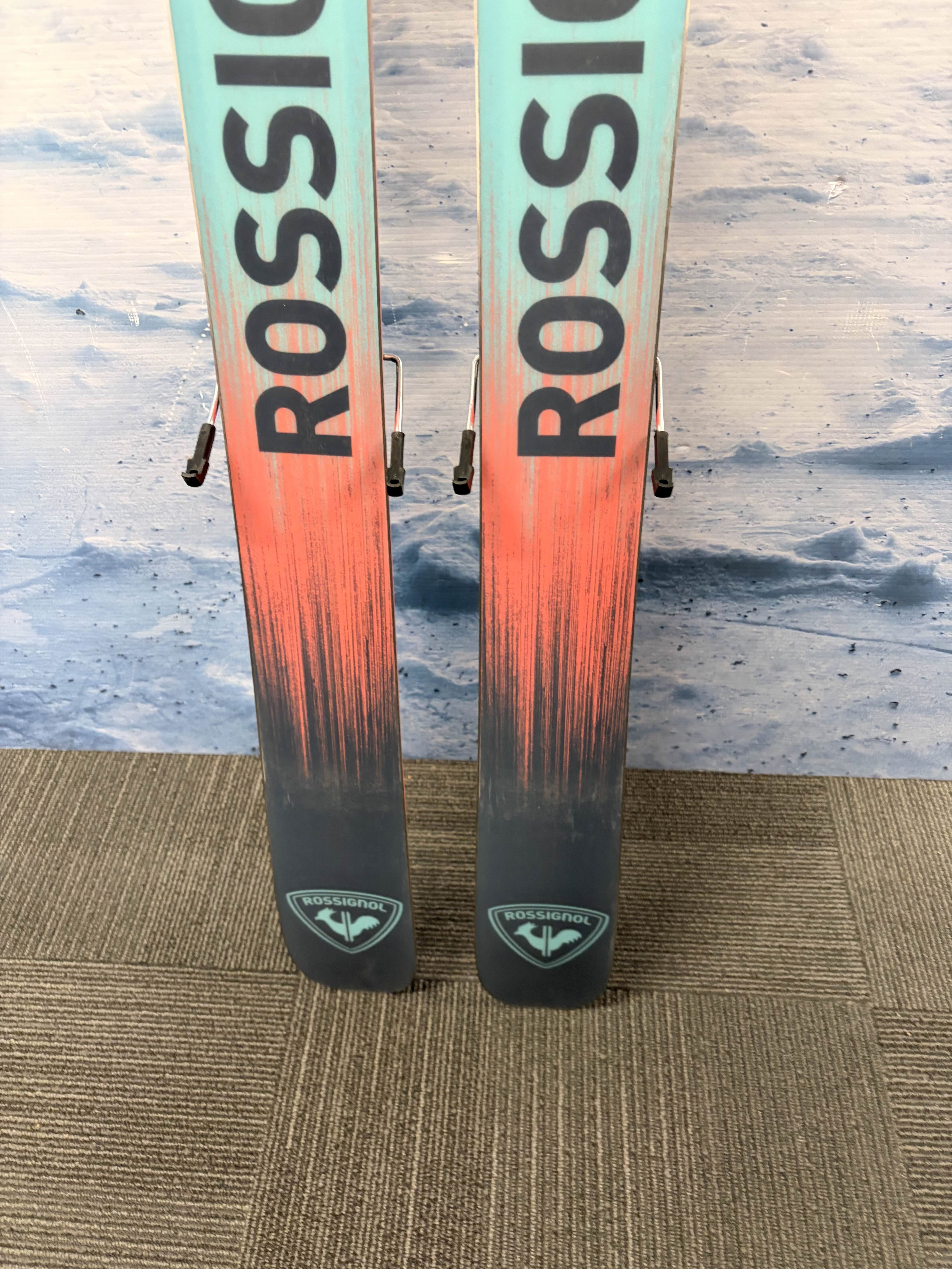 Used 2025 Rossignol Sender Free 110 Ski w/ Look Express 12 Demo Bindings - 168CM (Copy)