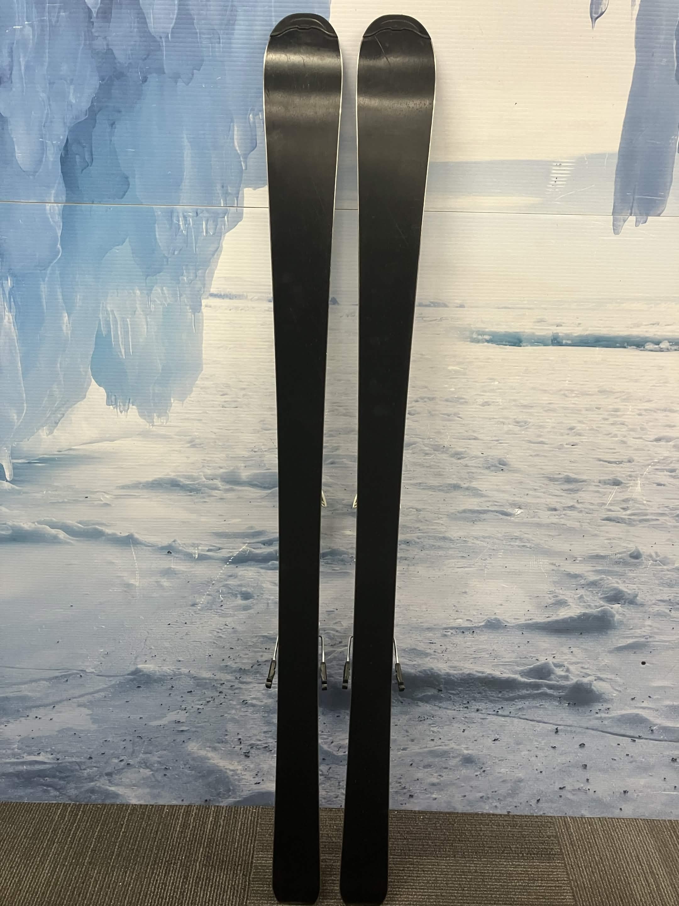 Atomic Vantage Jr +C5 GW 150cm Skis w/ ATOMIC C5 GW Demo Binding - Used