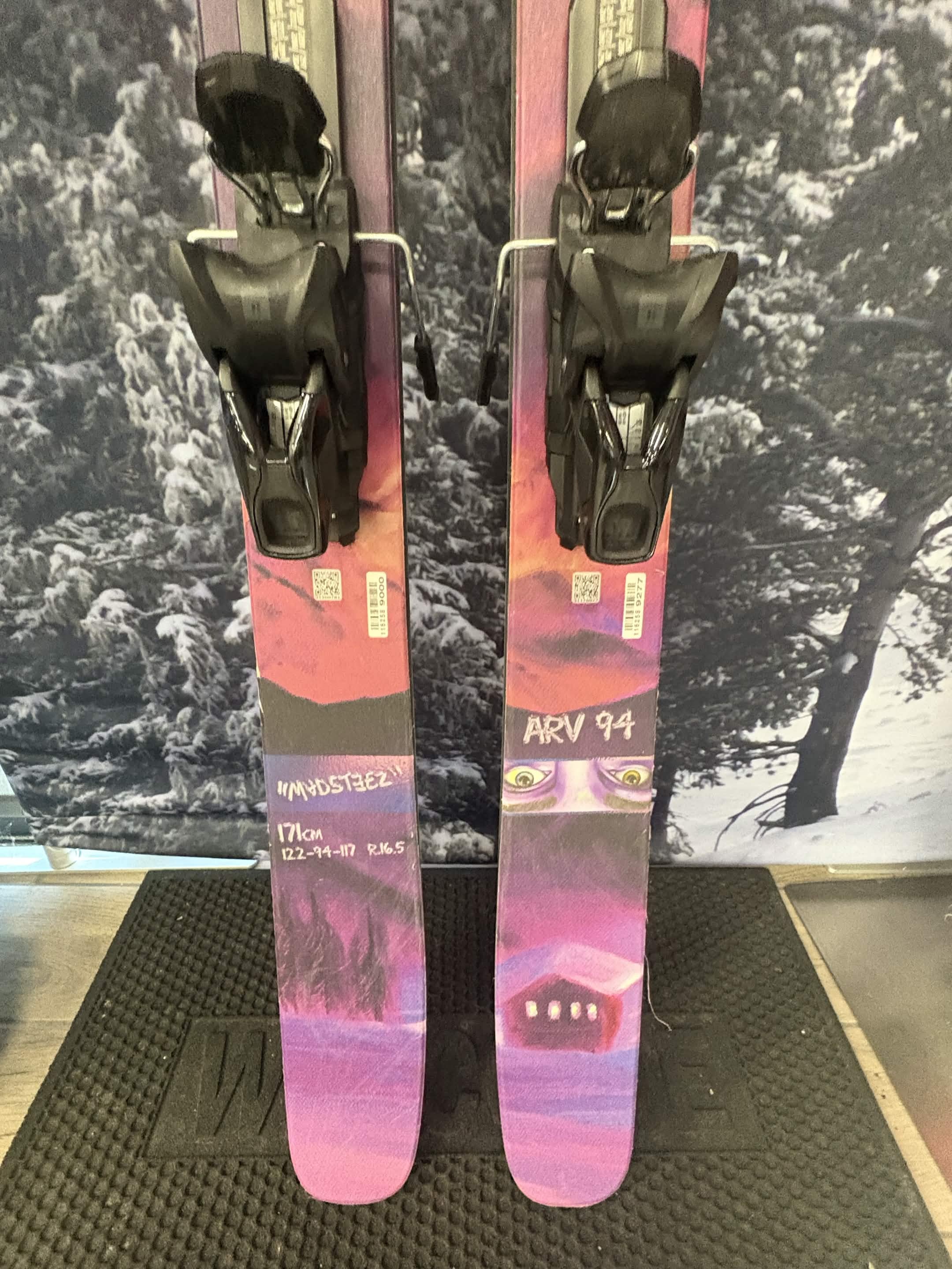 Armada ARV 94 R + Strive 11 GW 171cm Skis w/ ARMADA Strive 11 ARM SYS Demo Binding - Used (2026)