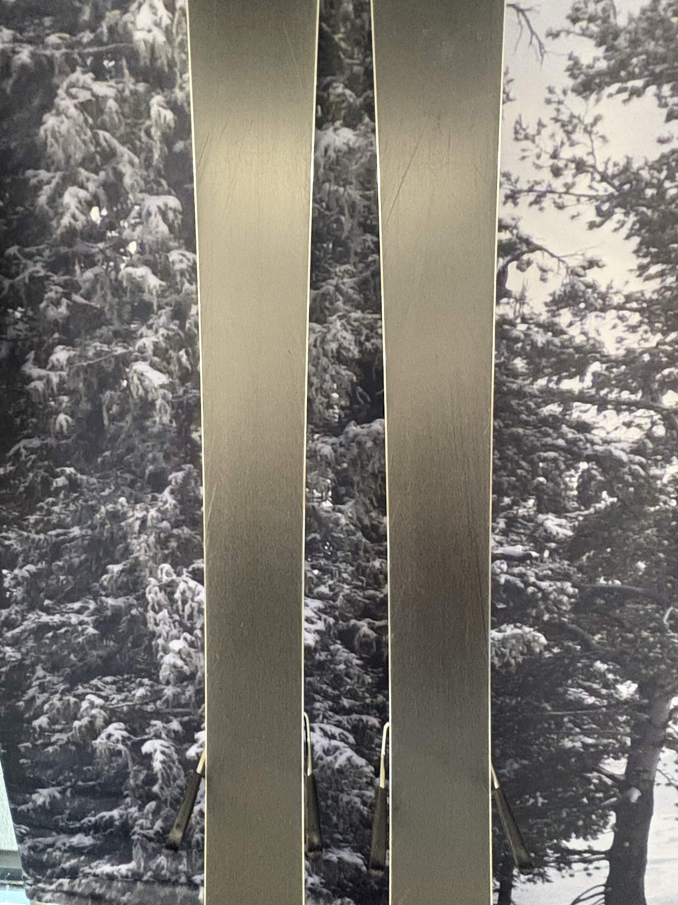 Elan Ripstick 88 W R 161cm Skis w/ ELAN ELX 11.0 GW Demo Binding - Used (2026)