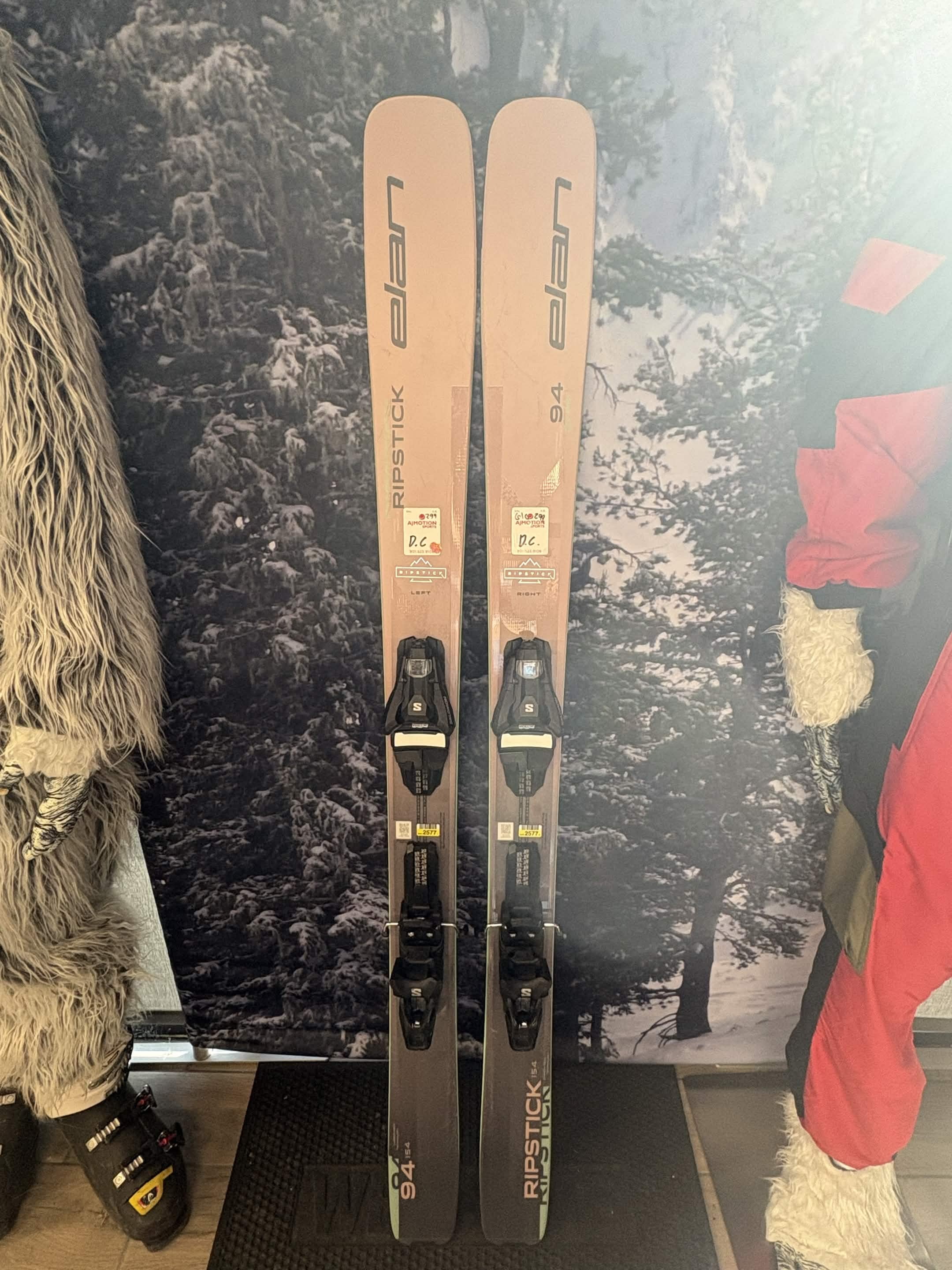 Elan Ripstick 94W 154cm Skis w/ SALOMON NR Strive 11 GW Demo Binding - Used (2026)
