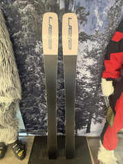 Elan Ripstick 94W 154cm Skis w/ SALOMON NR Strive 11 GW Demo Binding - Used (2026)