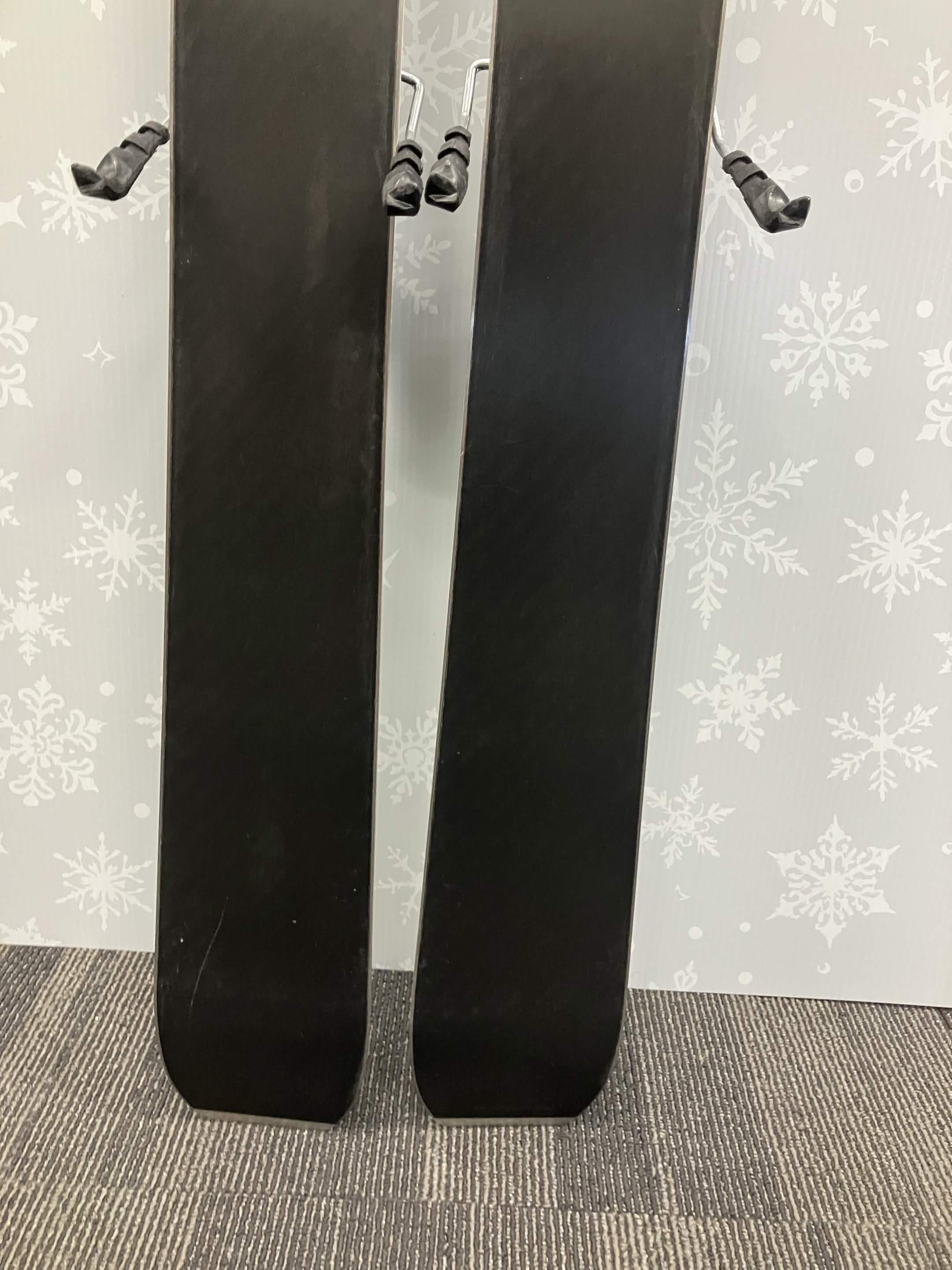 Stockli Stormrider 105 168cm Skis w/ TYROLIA Attack 13 Demo Binding - Used