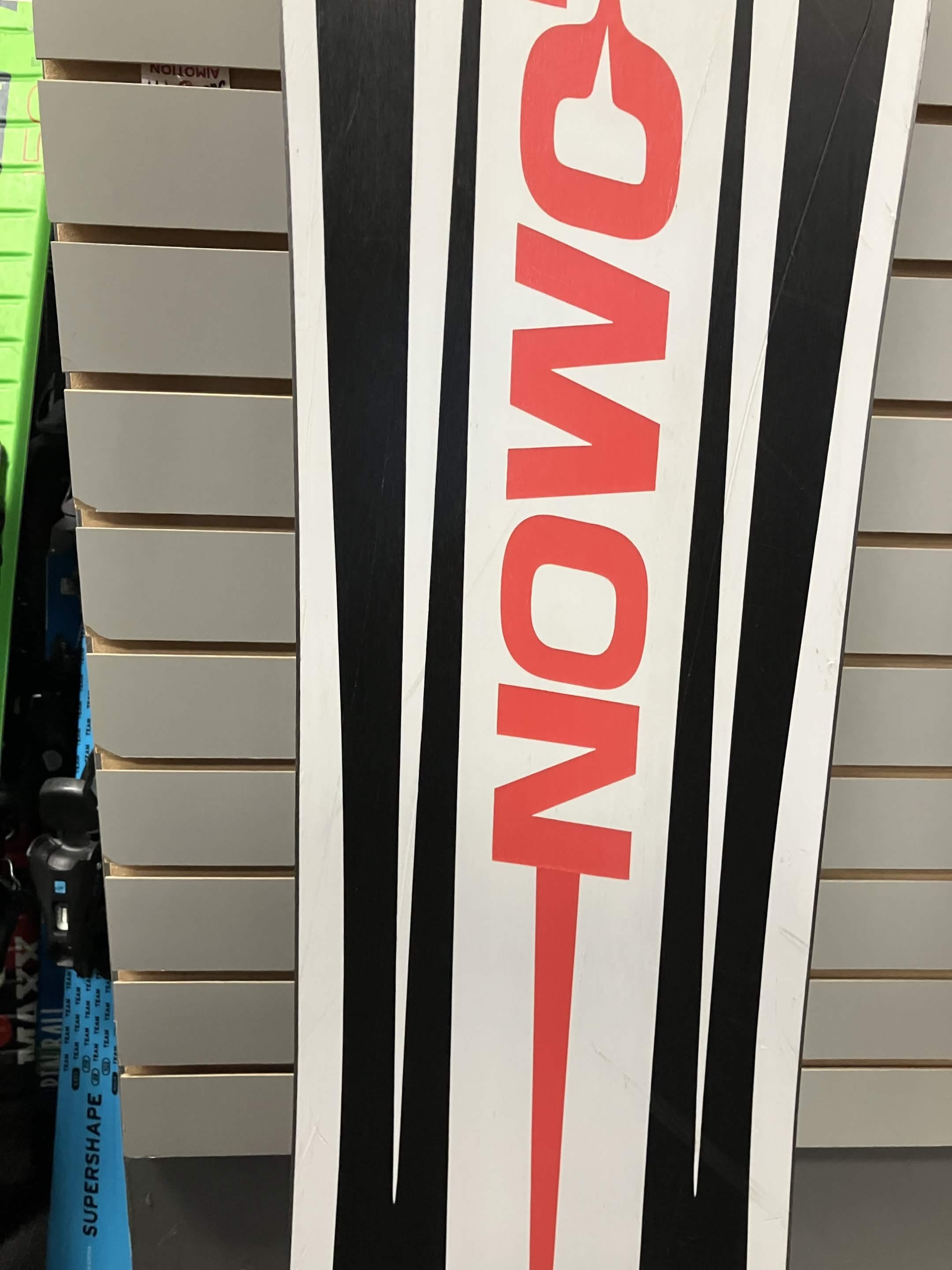 Salomon Assassin 159cm Snowboard - Used (2026)