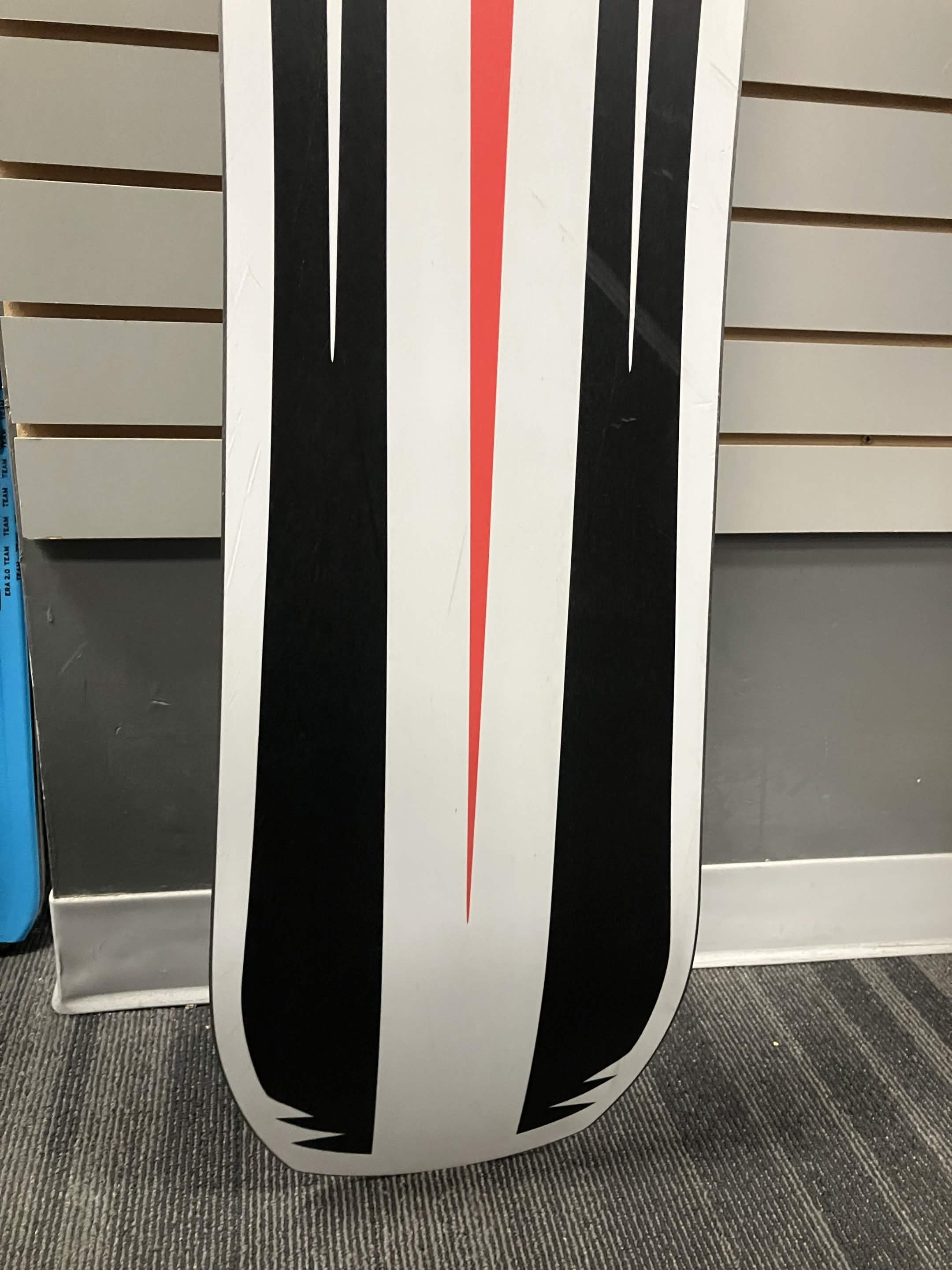 Salomon Assassin 159cm Snowboard - Used (2026)