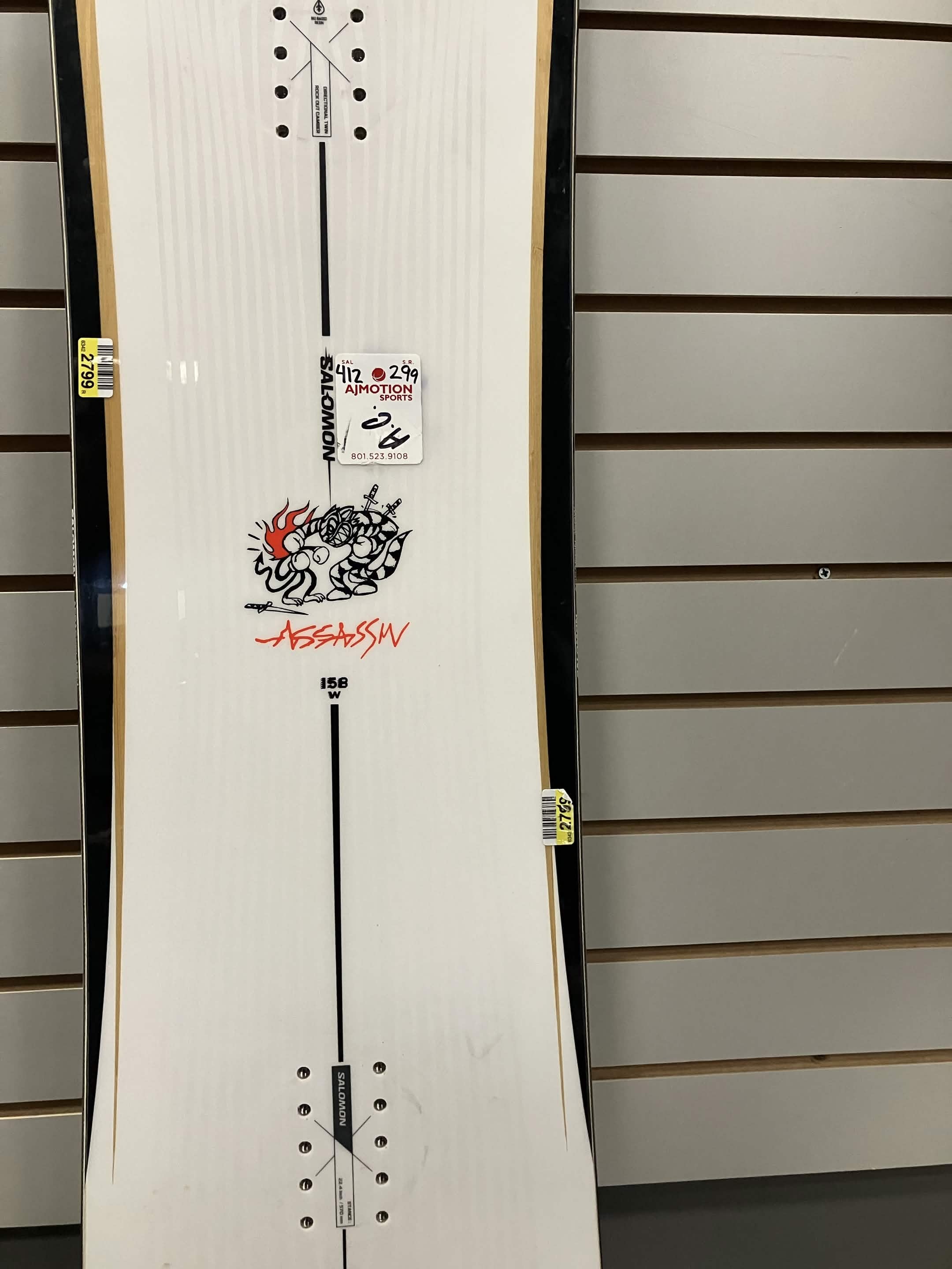 Salomon Assassin 158cm Wide Snowboard - Lightly Used (2026)