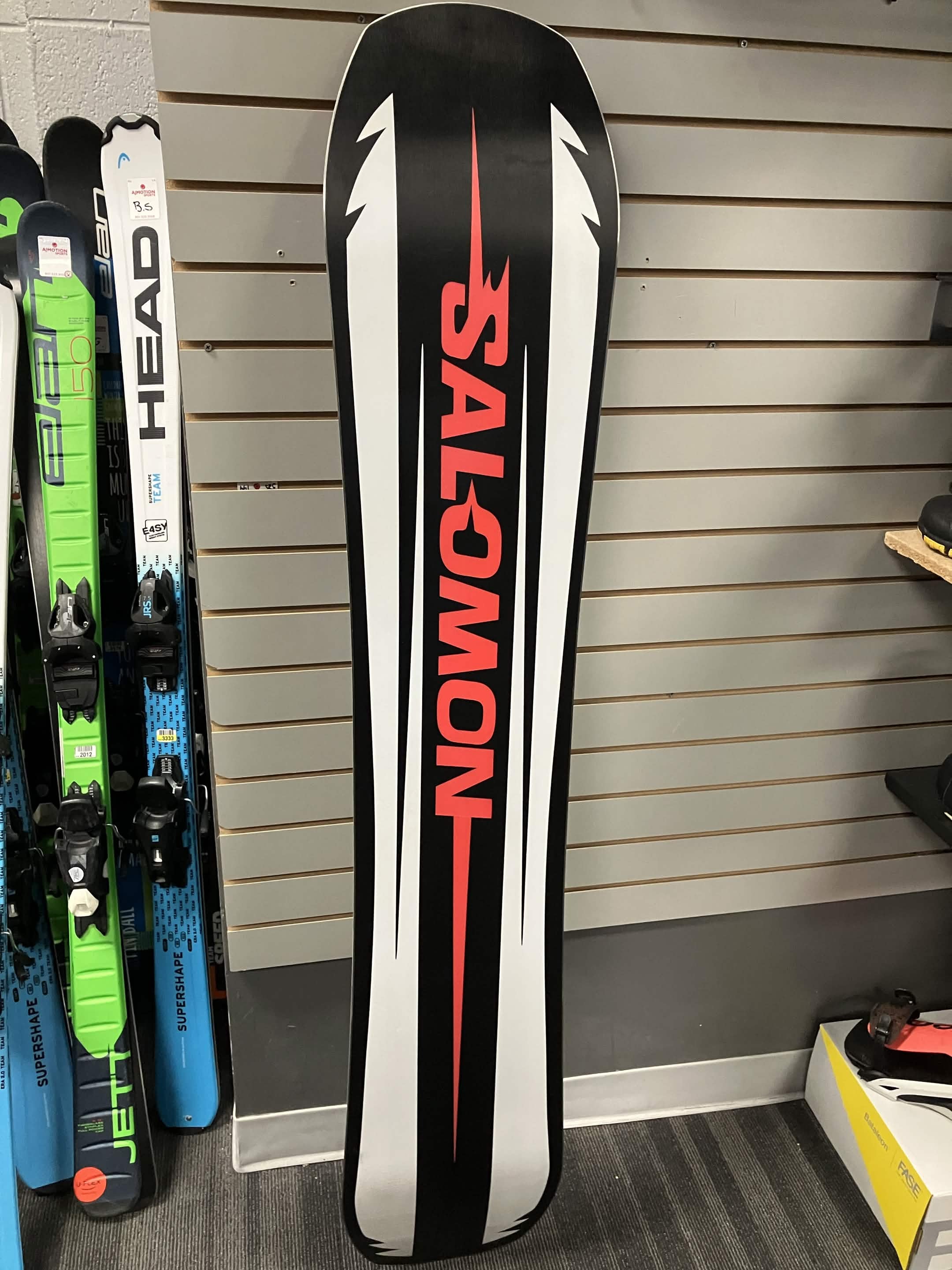 Salomon Assassin 159cm Snowboard - Used (2026)
