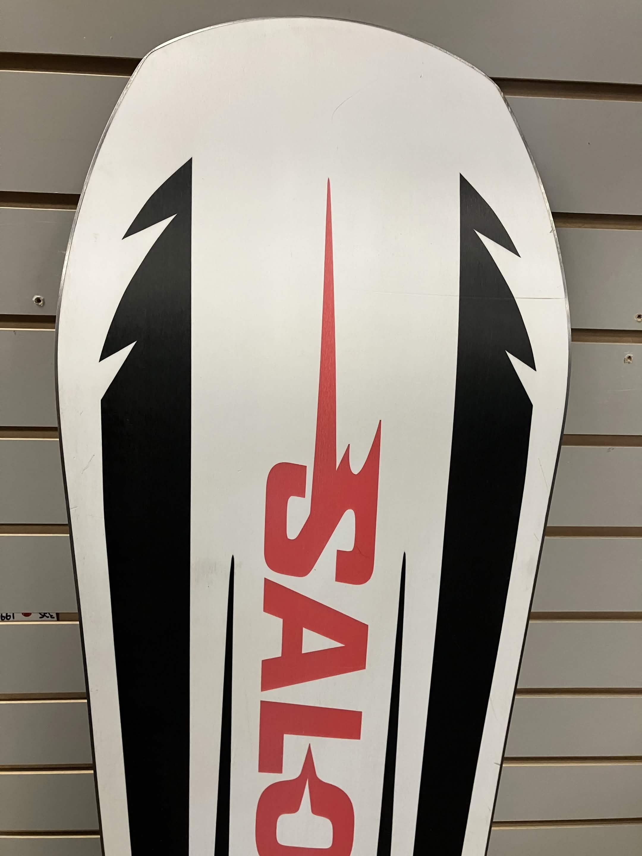 Salomon Assassin 153cm Snowboard - Used (2026)