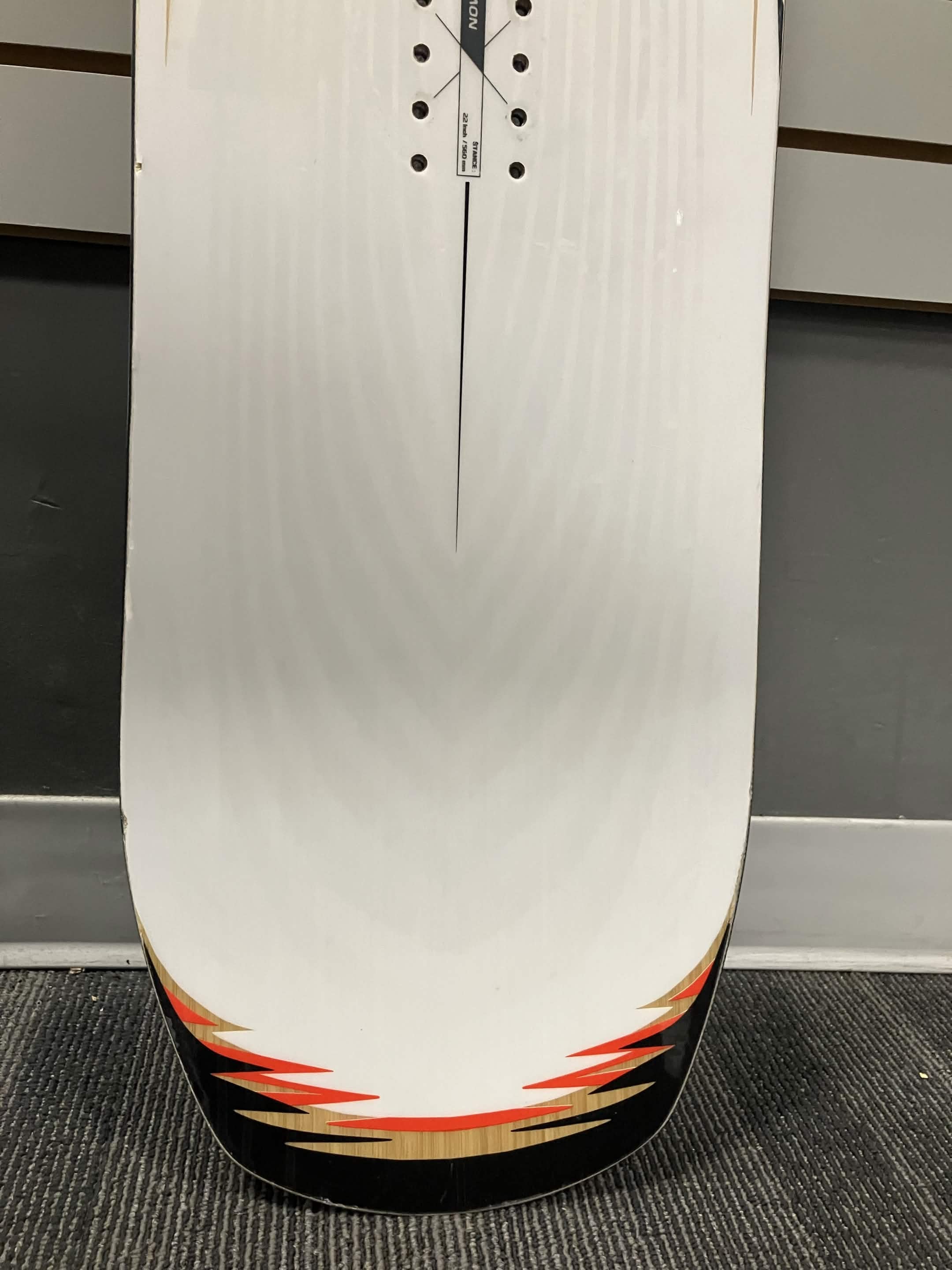Salomon Assassin 156cm Snowboard - Used (2026)