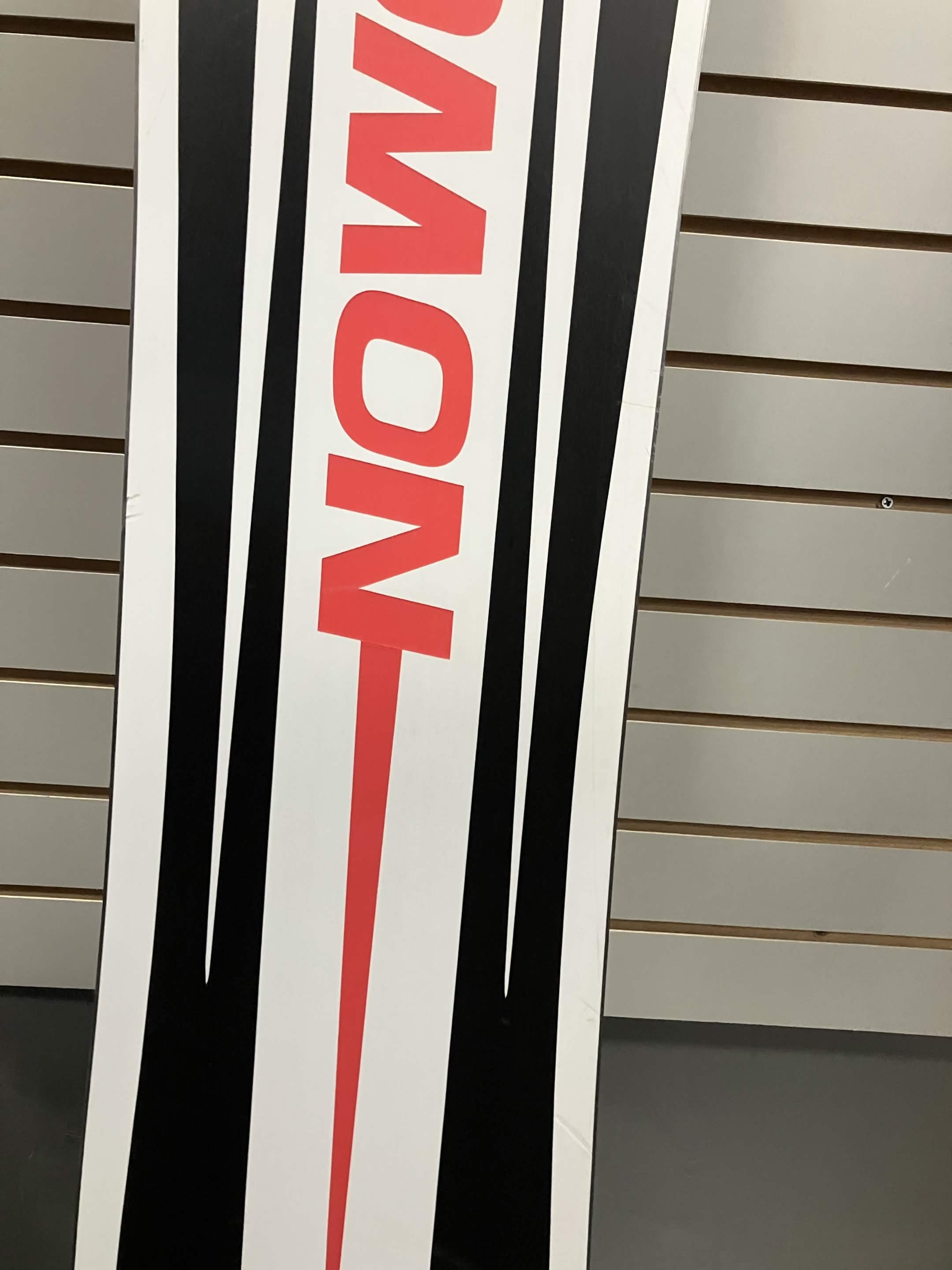 Salomon Assassin 156cm Snowboard - Used (2026)