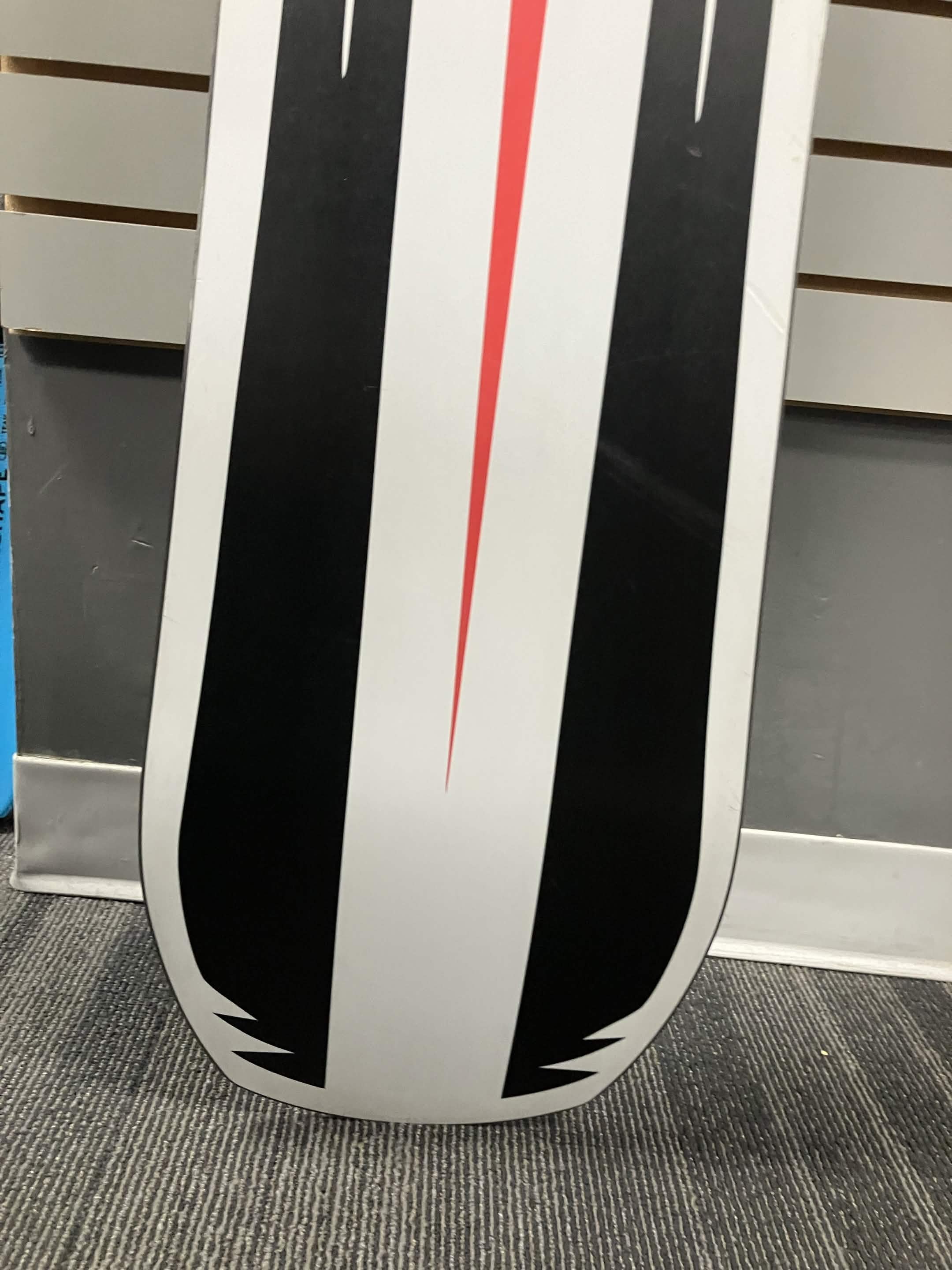 Salomon Assassin 156cm Snowboard - Used (2026)