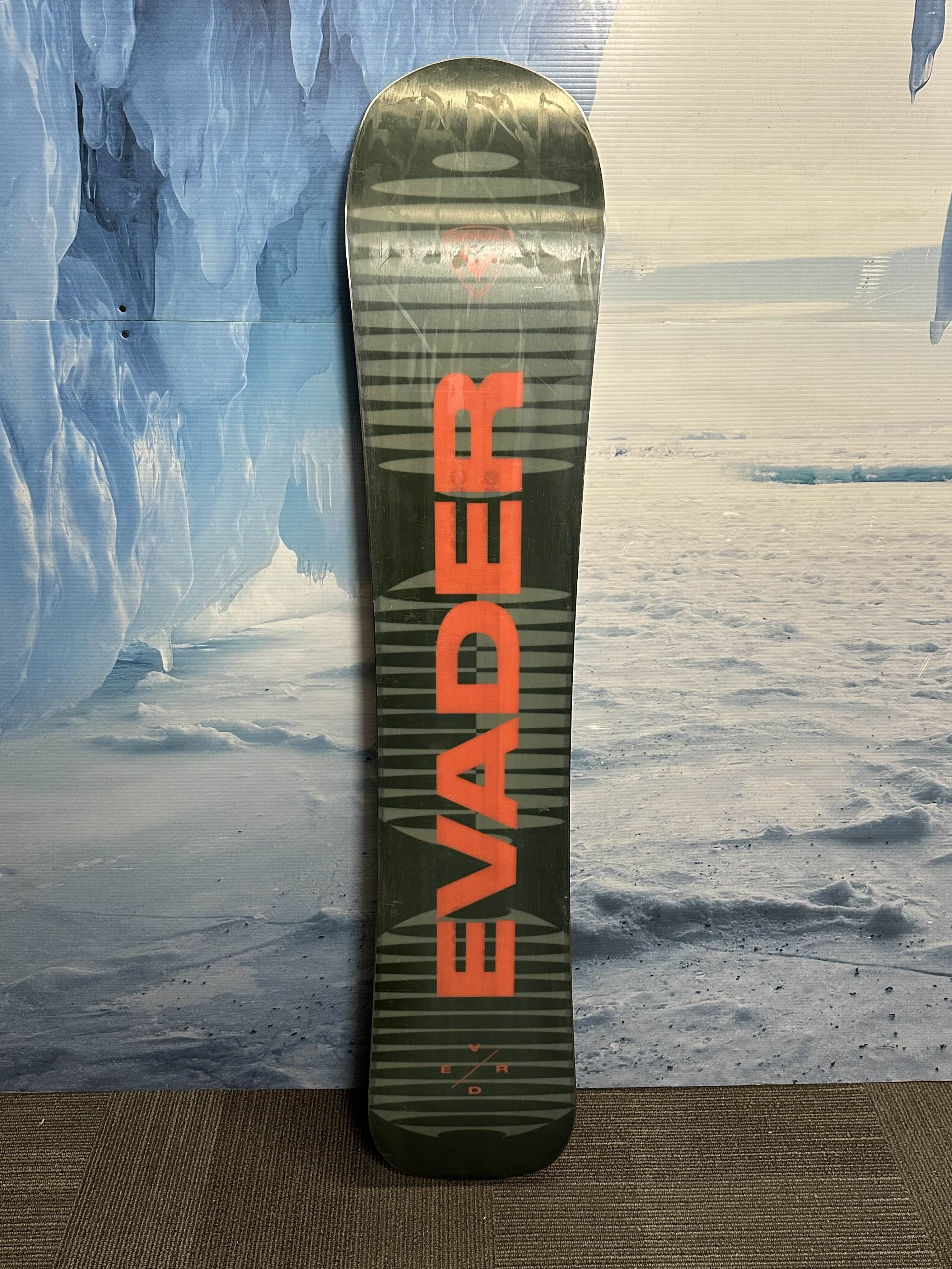 Used Rossignol Evader 154 CM Snowboard