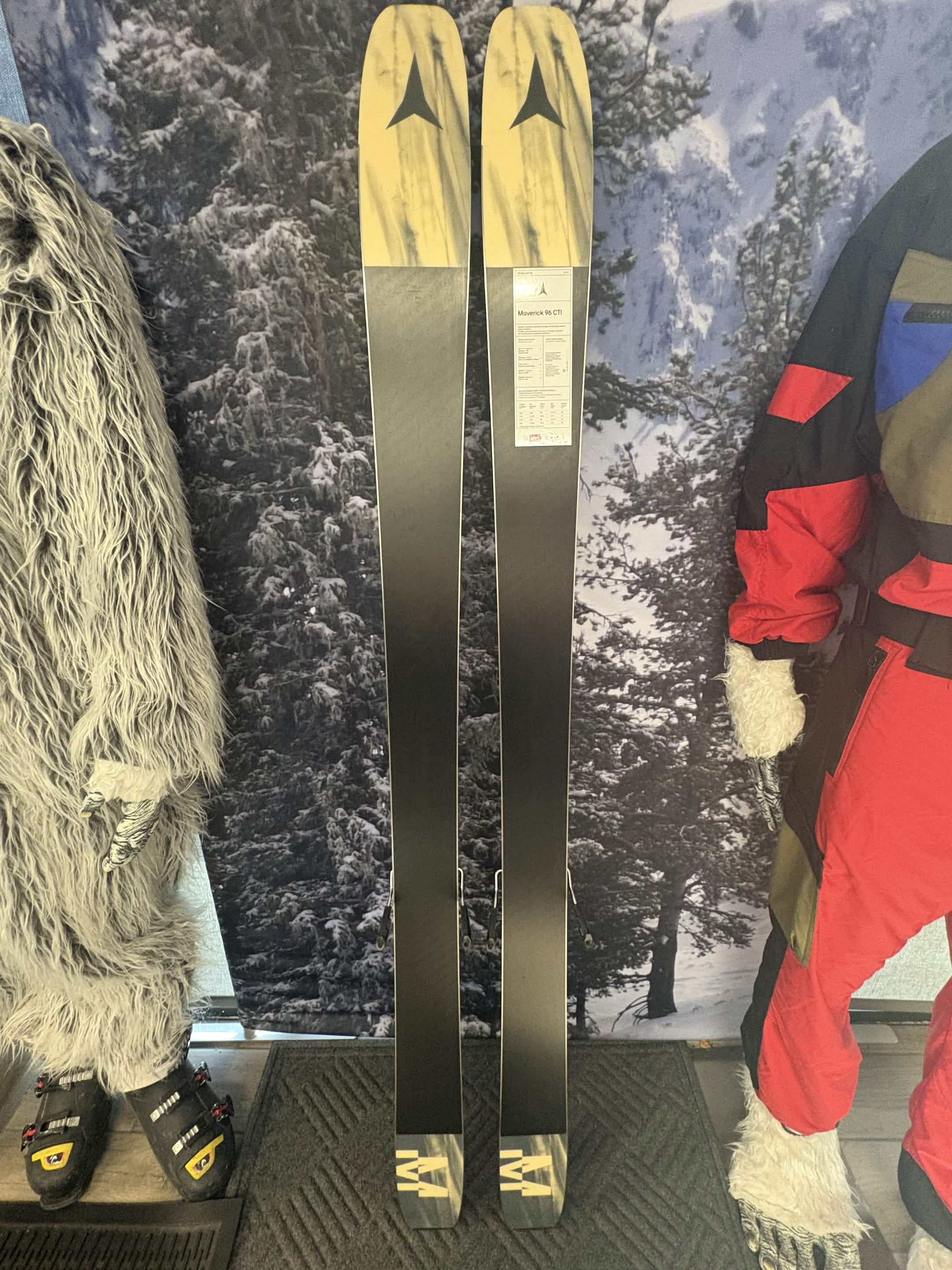 New 2027 Atomic Maverick 96 CTI 179cm Skis w/ ATOMIC NR Strive 13 GW ATO Demo Binding