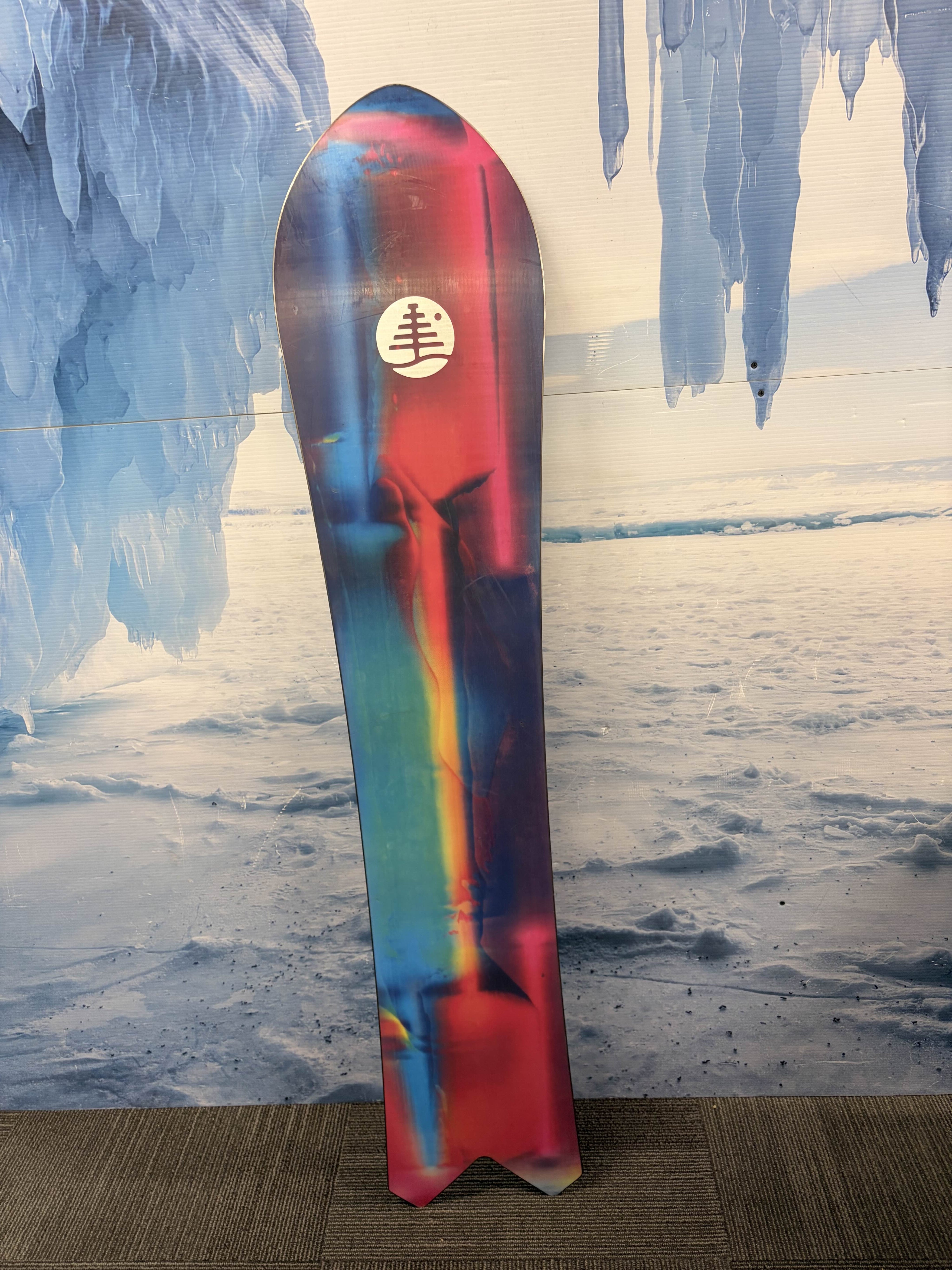 Heavily Used Burton Family Tree Short Stop Flat Top 2025 162 CM Snowboard