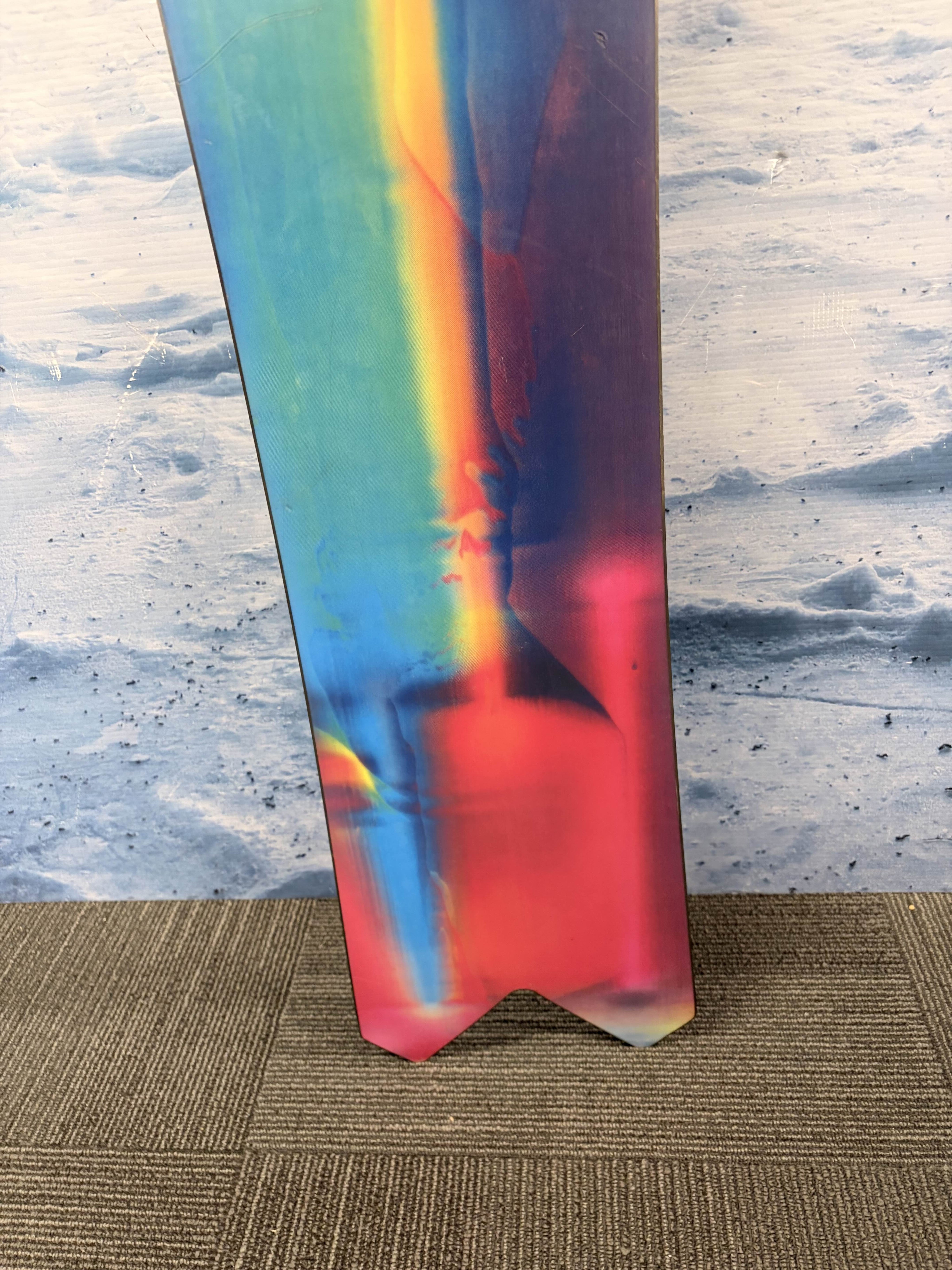 Heavily Used Burton Family Tree Short Stop Flat Top 2025 162 CM Snowboard