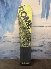 Used 2025 Rome Ravine 152cm Snowboard