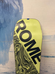Used 2025 Rome Ravine 152cm Snowboard