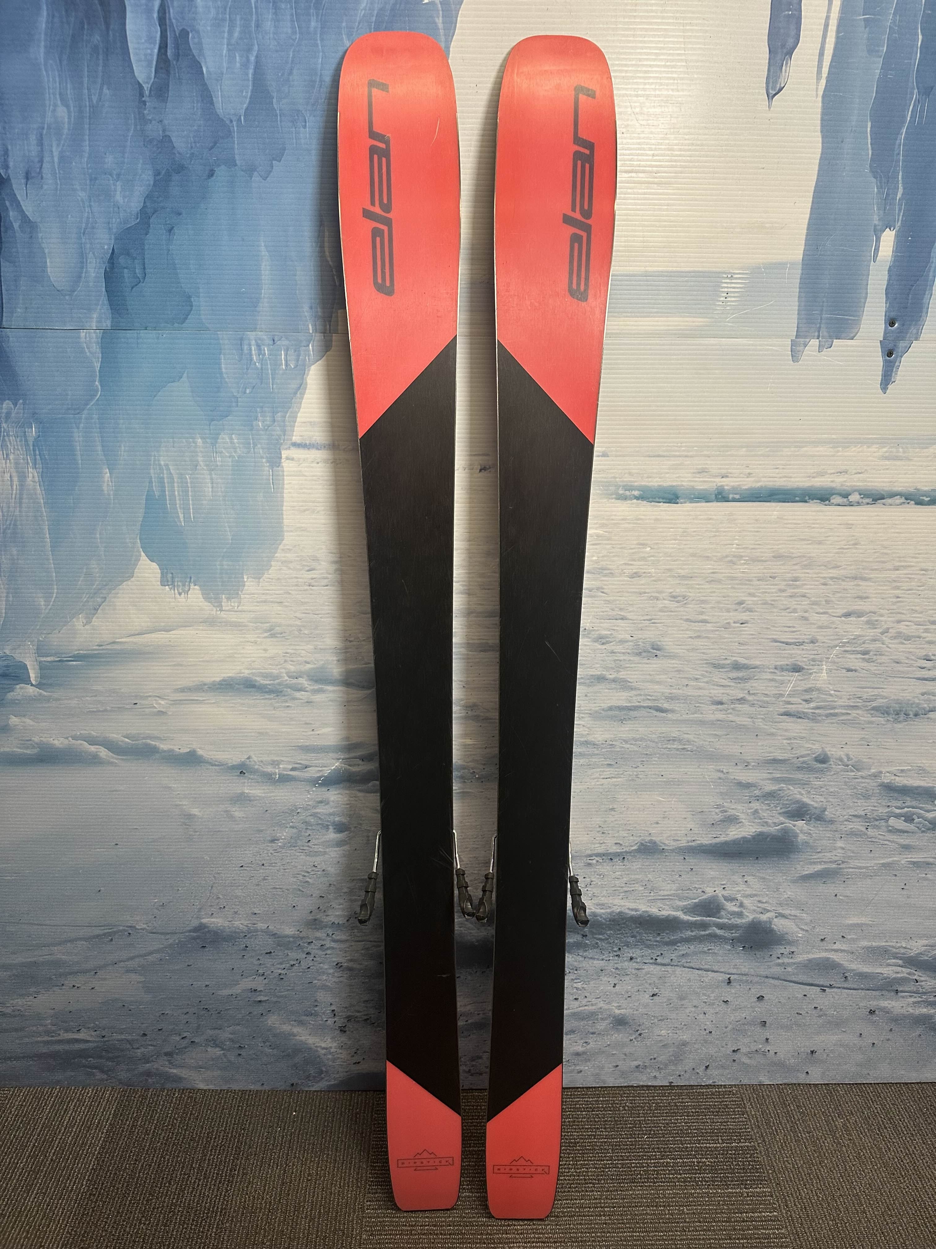 Used Elan Ripstrick 154cm w/ Tyrollia SP 10 Bindings