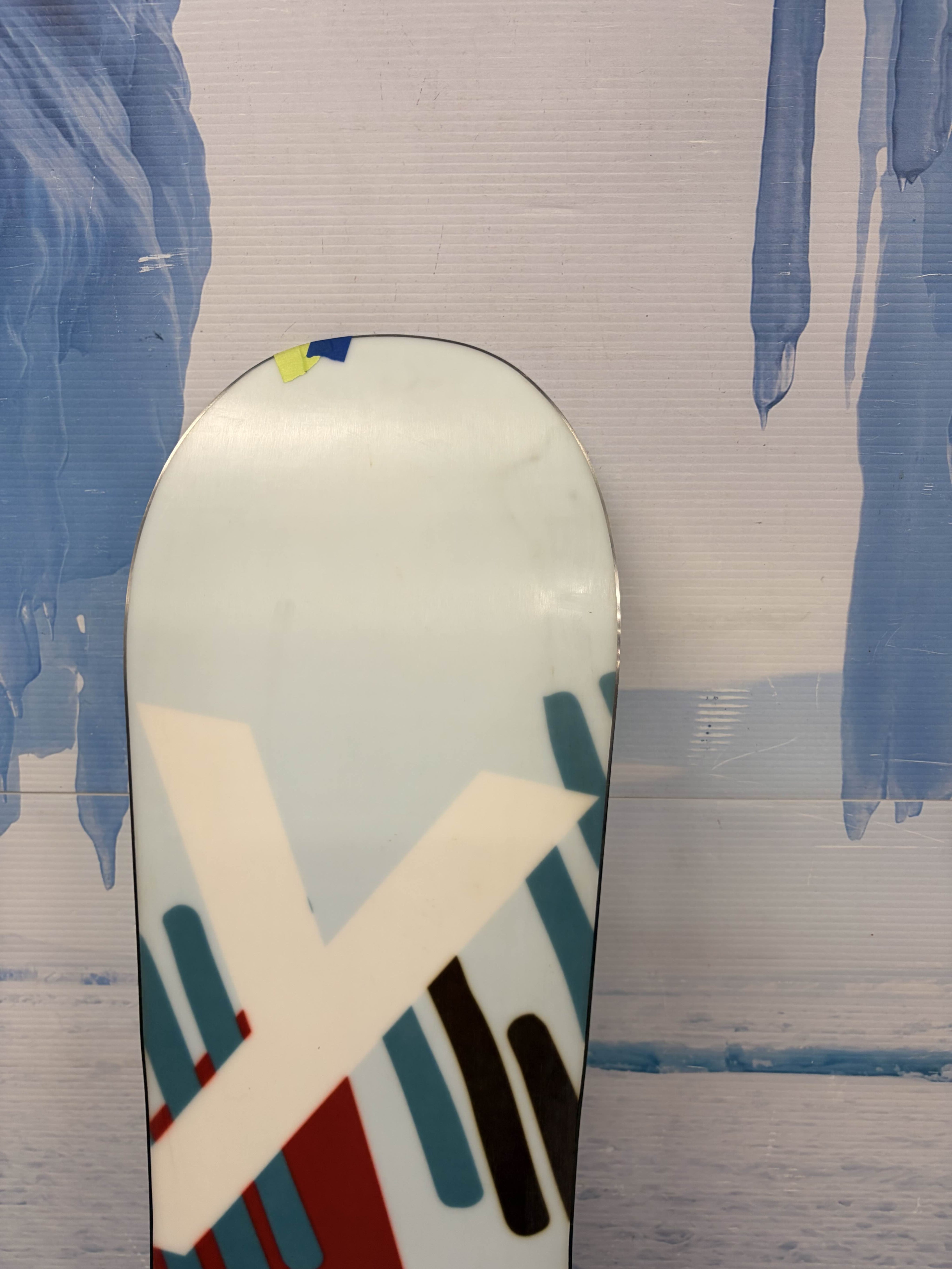 Used Yes Hello 2025 155CM Snowboard