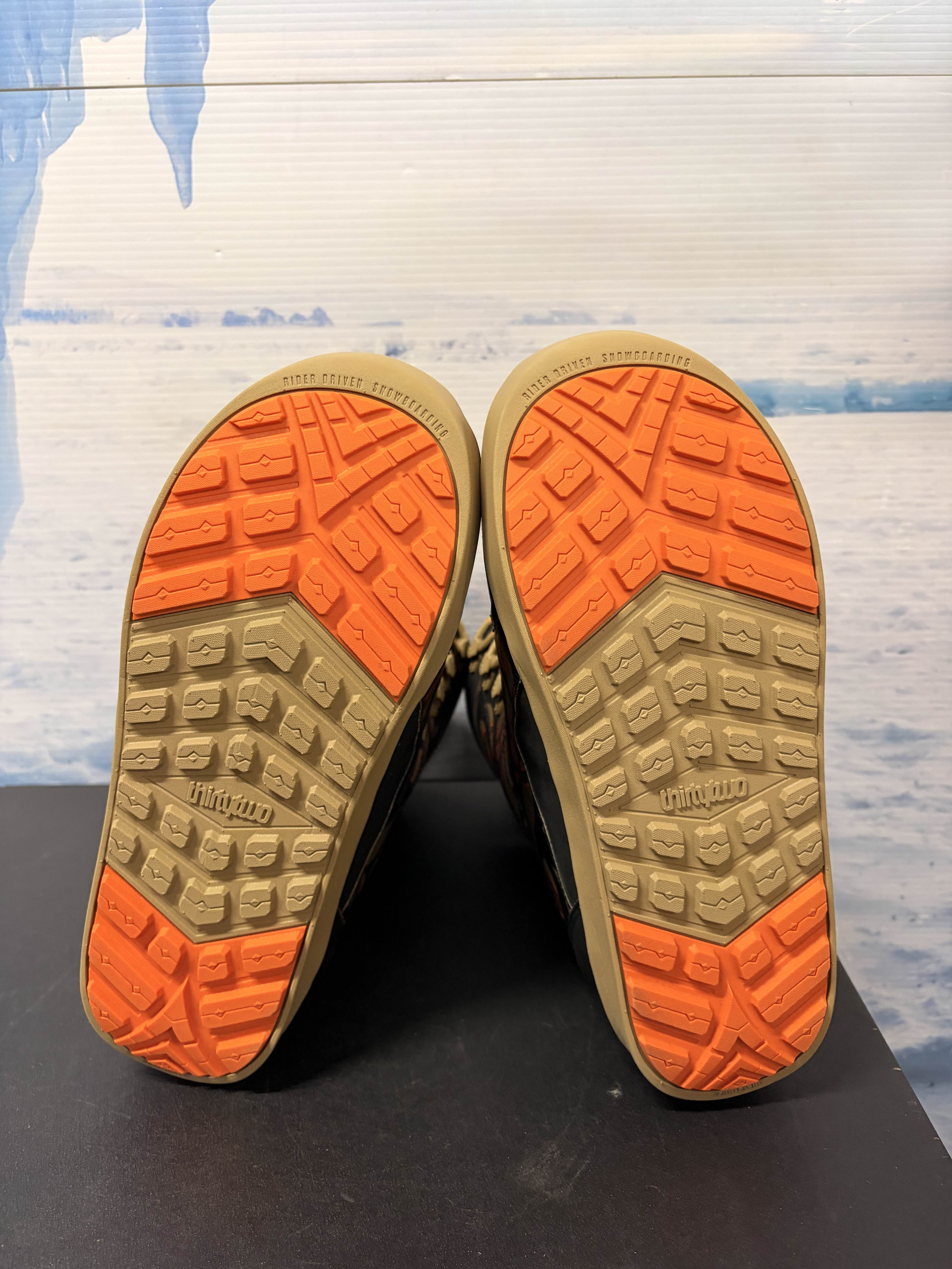 Lightly Used 2026 Thirtytwo Lashed Lace Corderoy Black/print Men's Snowboard Boot - 9M US