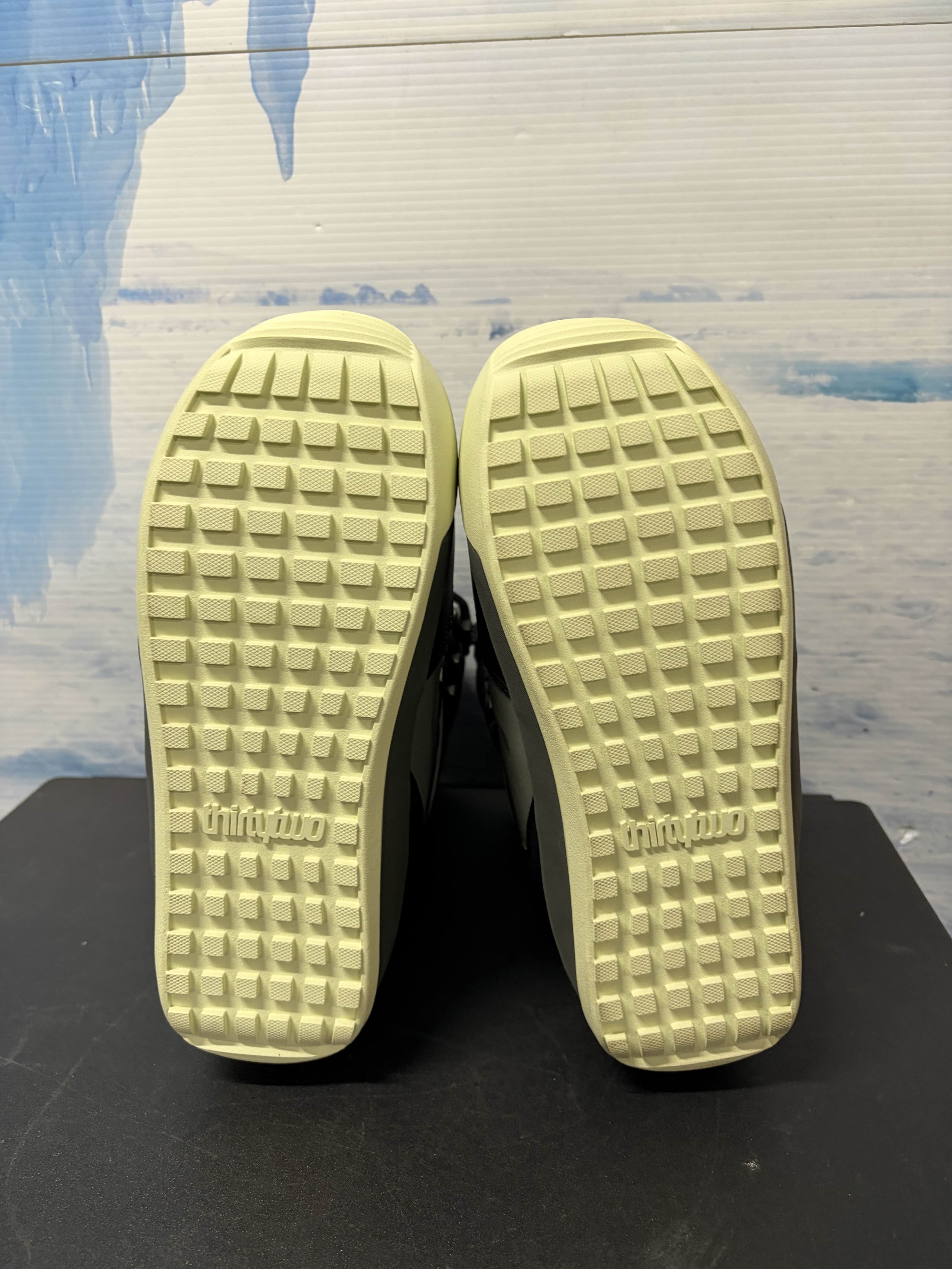 Lightly Used 2026 Thirtytwo Jp Forum Lace Black/dark Grey Men's Snowboard Boot - 9M US