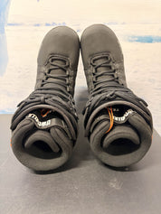 Lightly Used 2026 Thirtytwo Lashed Lace Black/black/grey Men's Snowboard Boot - 9M US