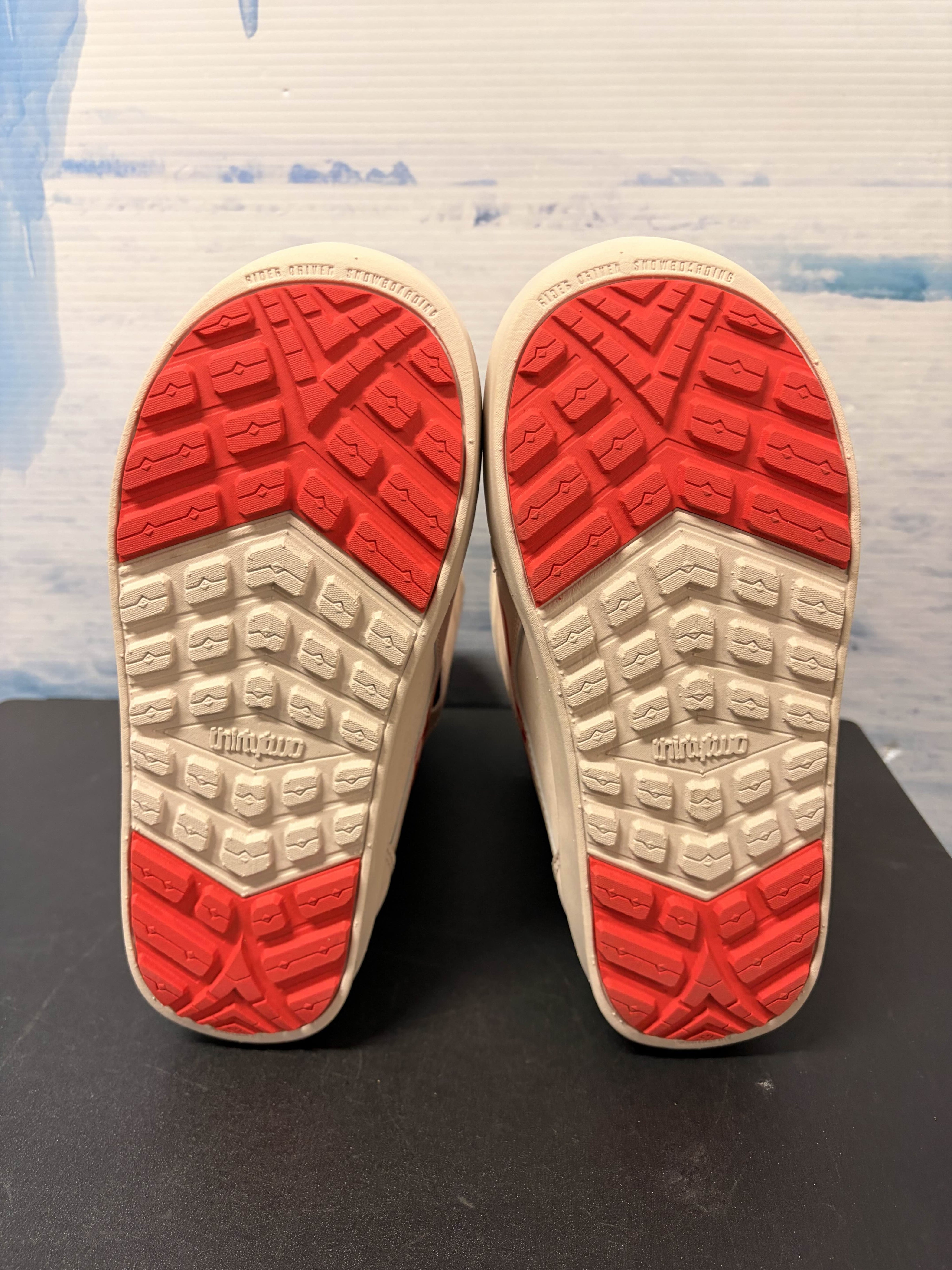 Lightly Used 2026 Thirtytwo W's Lashed Db B4bc Women's Snowboard Boot - 7W US