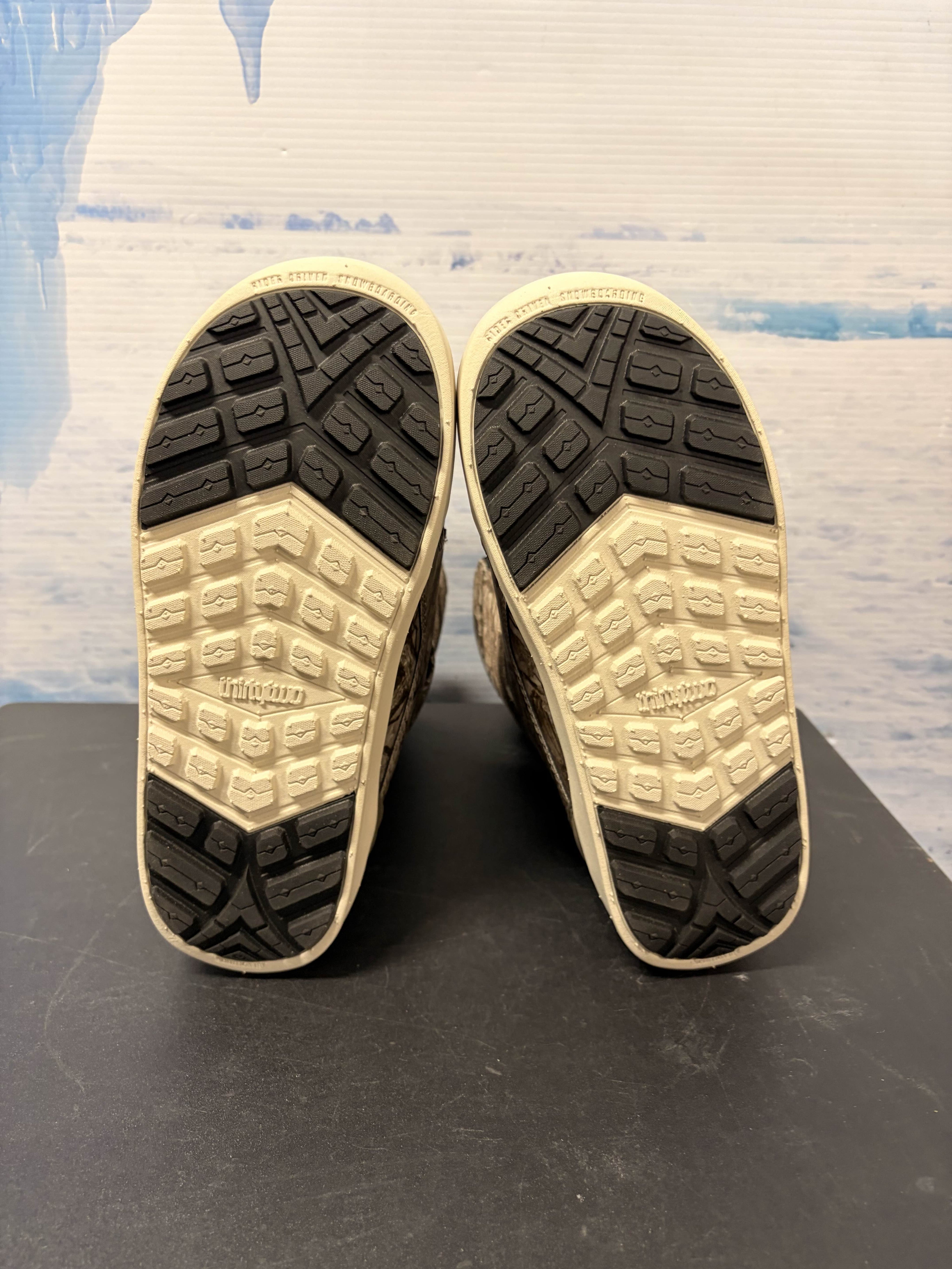 Lightly Used 2026 Thirtytwo W's Lashed Db Camo Women's Snowboard Boot - 7W US