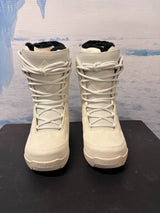 Lightly Used 2026 Thirtytwo W's Shifty Lace Bone Women's Snowboard Boot - 7W US