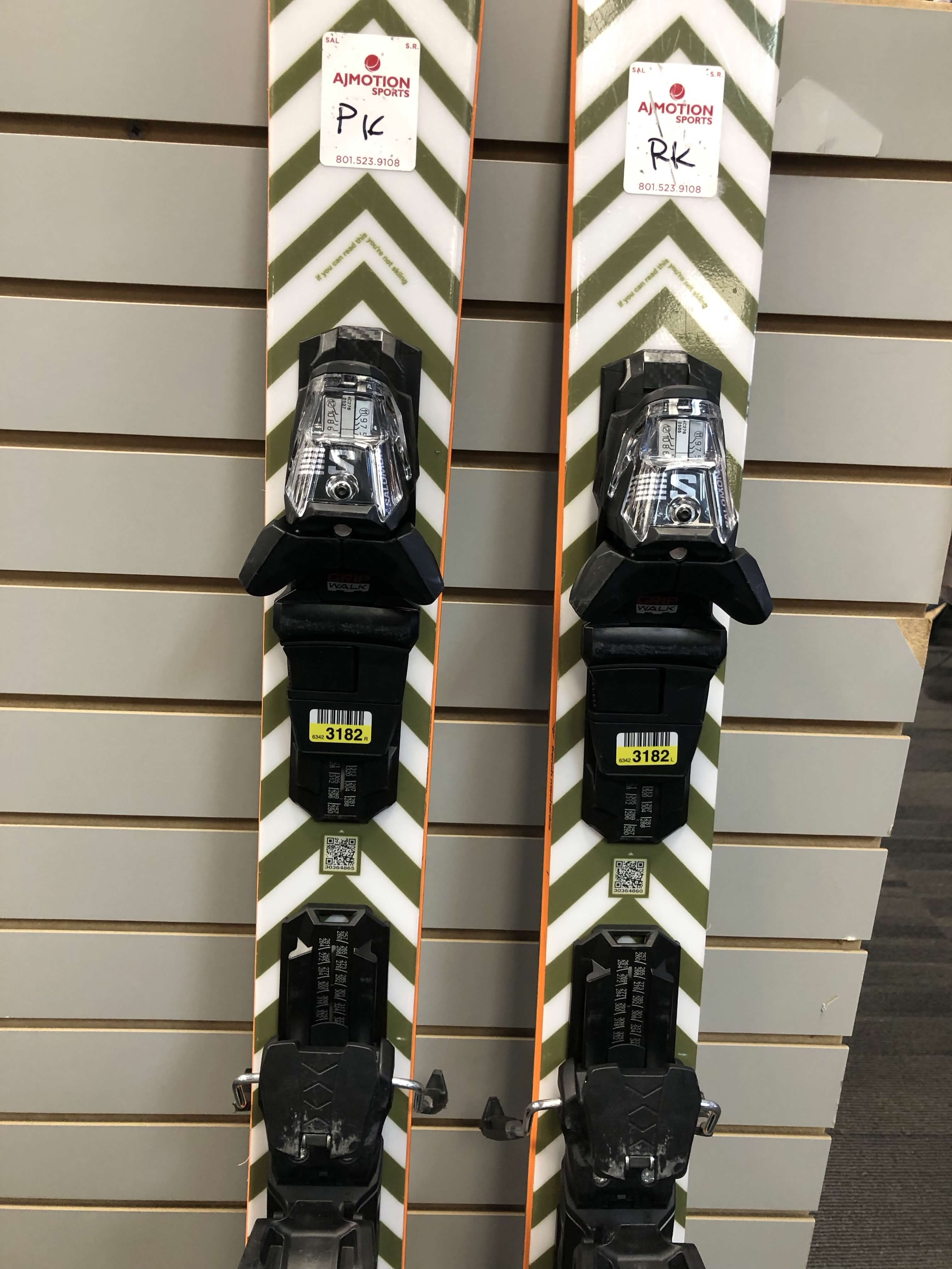 Black Crows Sato 179cm Skis w/ SALOMON M12 GW SYS Demo Binding - Lightly Used