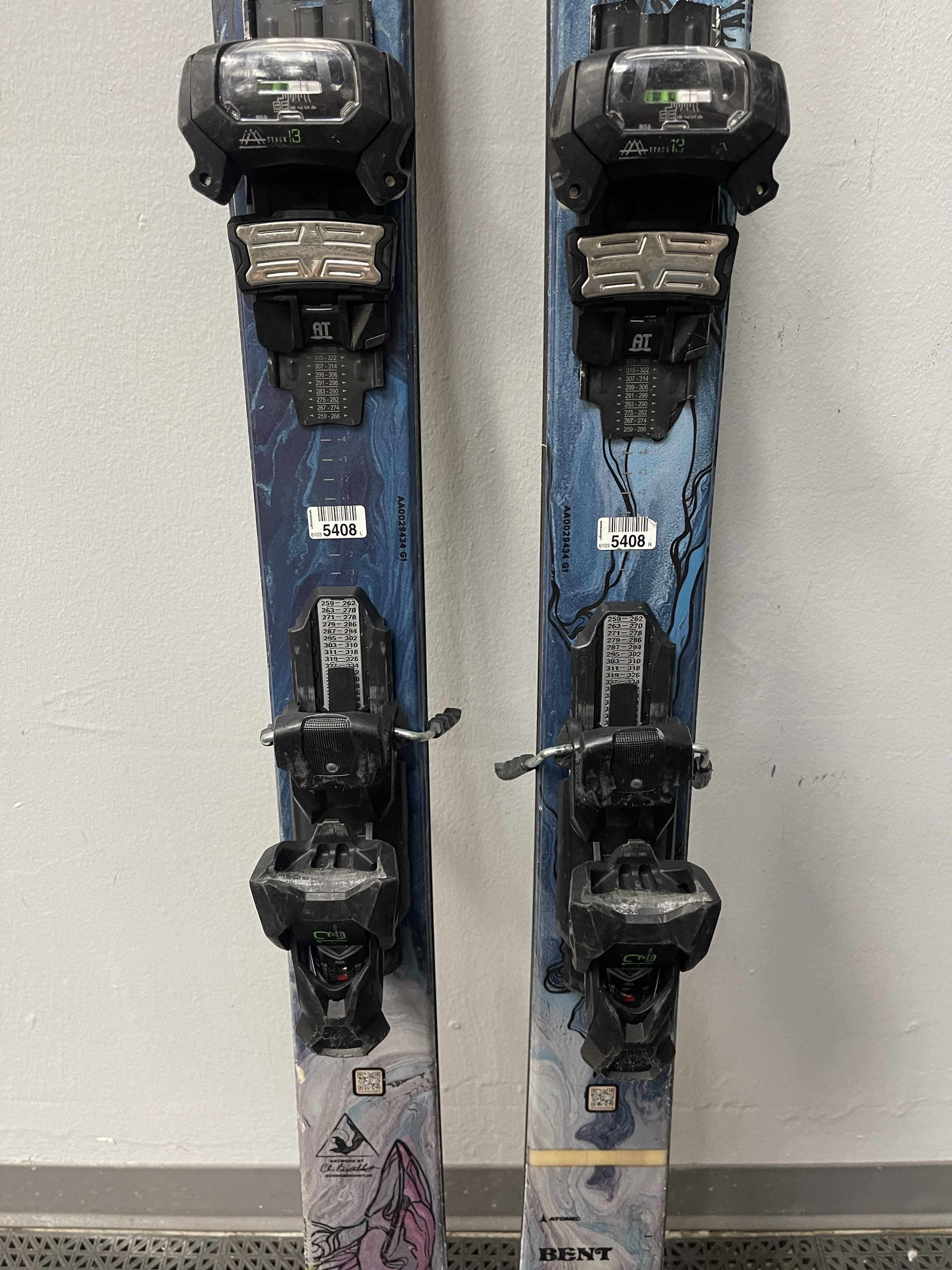 Used Atomic Bent Chetler 184cm Skis w/ Tyrolia Attack 13 Adjustable Bindings