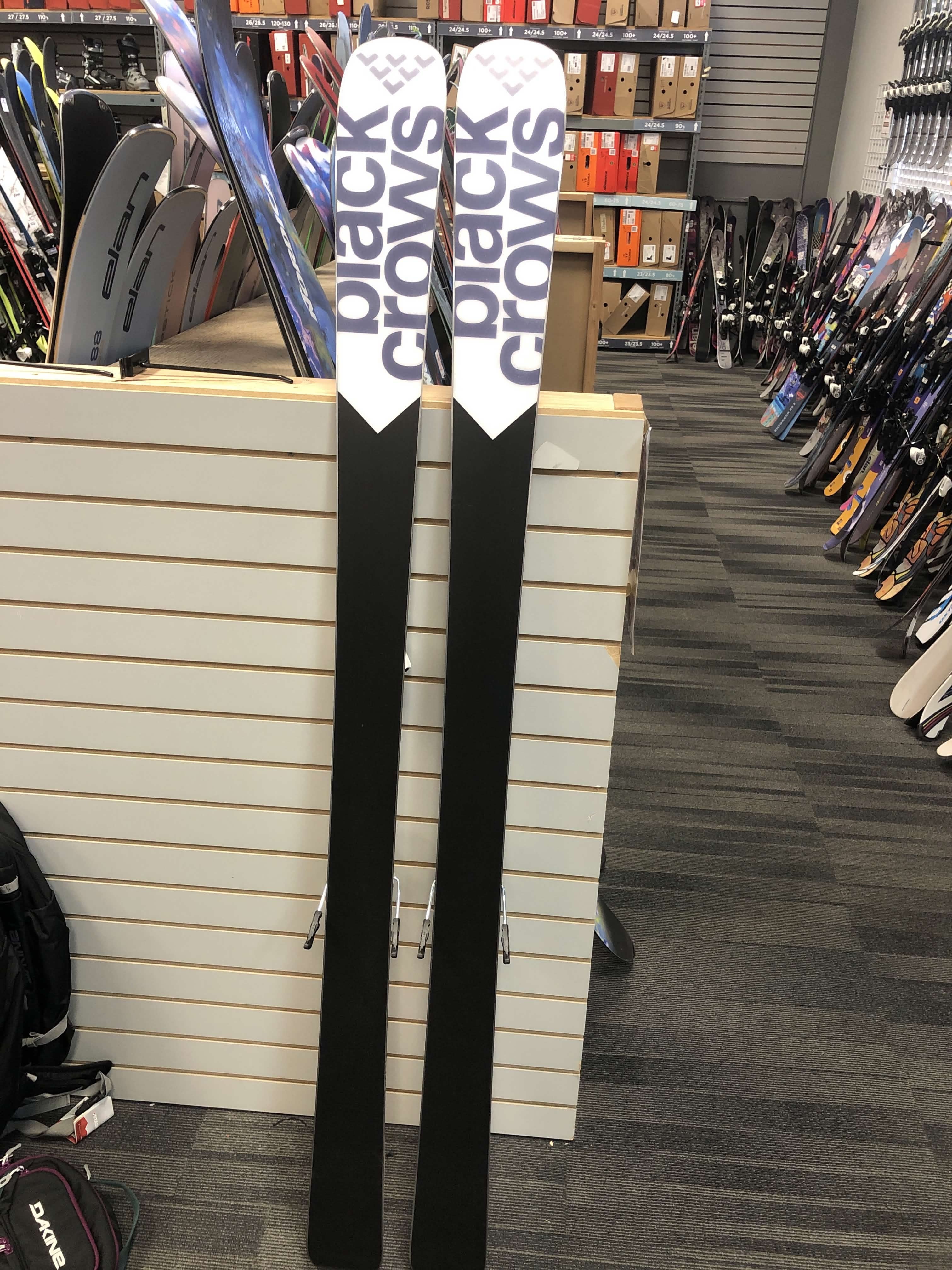 Black Crows Sato Birdie 167cm Skis w/ SALOMON M10 GW Demo Binding - Lightly Used