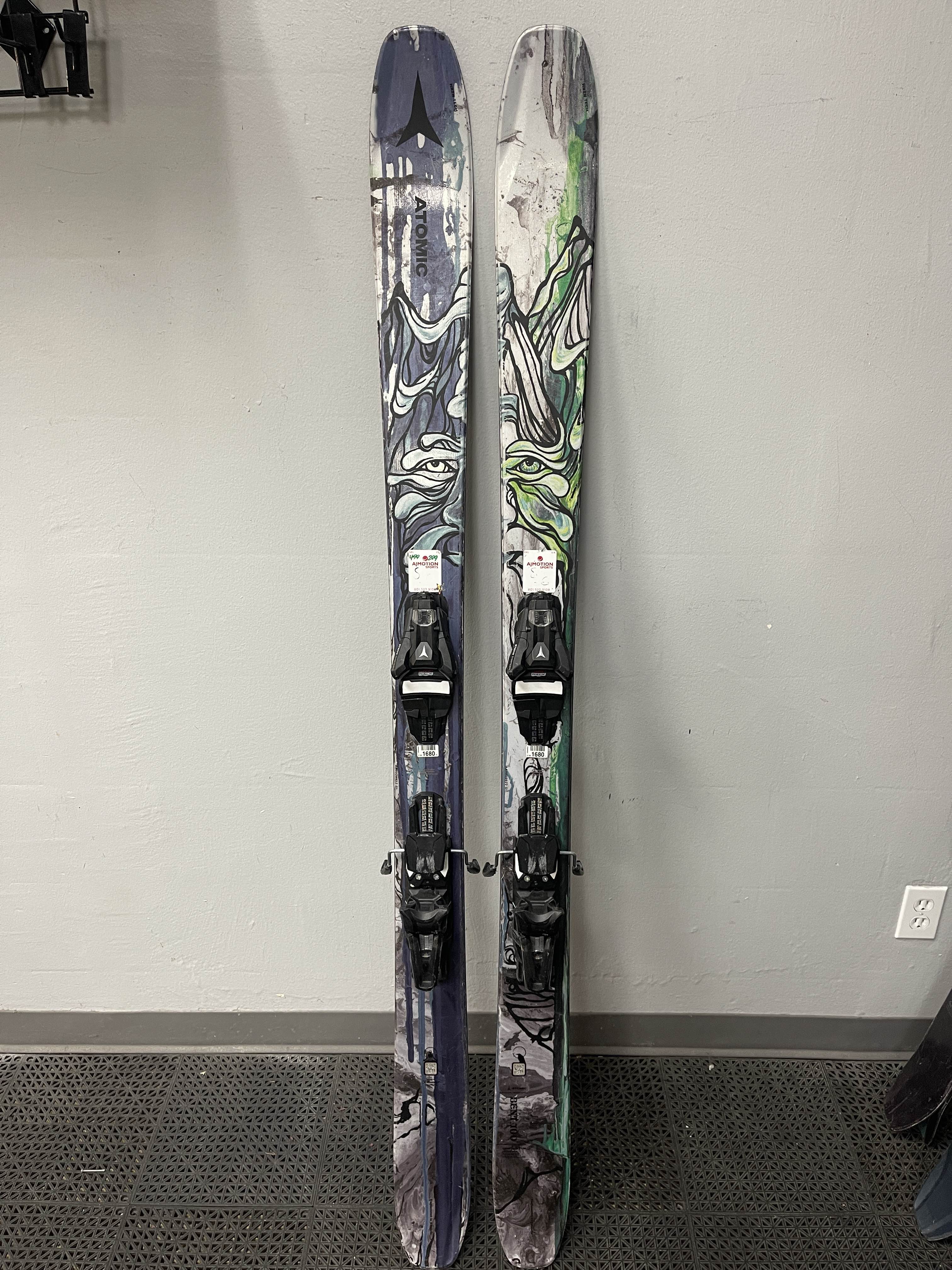 Used Atomic Bent Chetler 172cm Skis w/ Atomic Strive 13 Adjustable Bindings