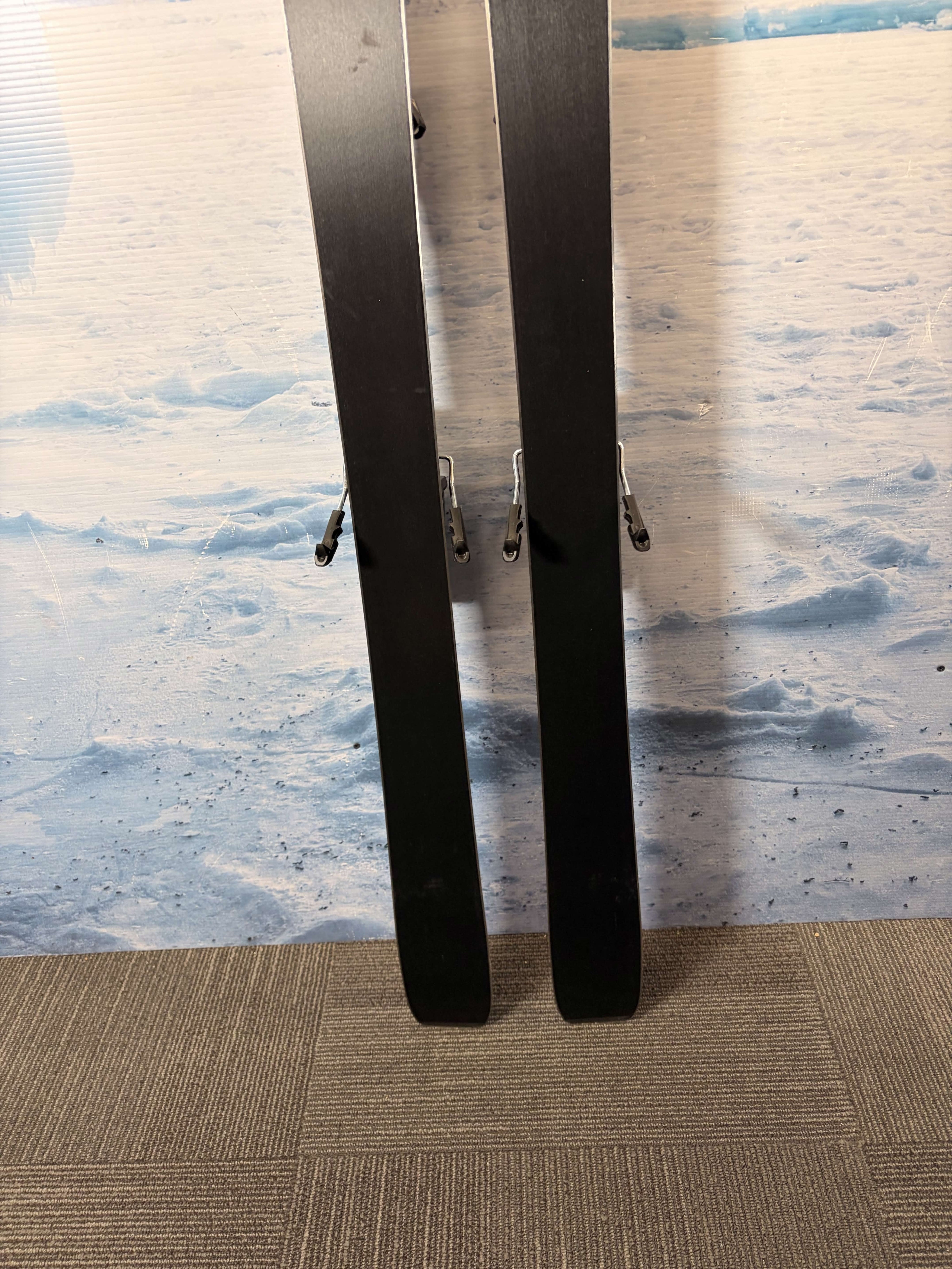 Salomon Stance 84 185cm Skis w/ SALOMON M12 GW SYS Demo Binding - Used (2026)