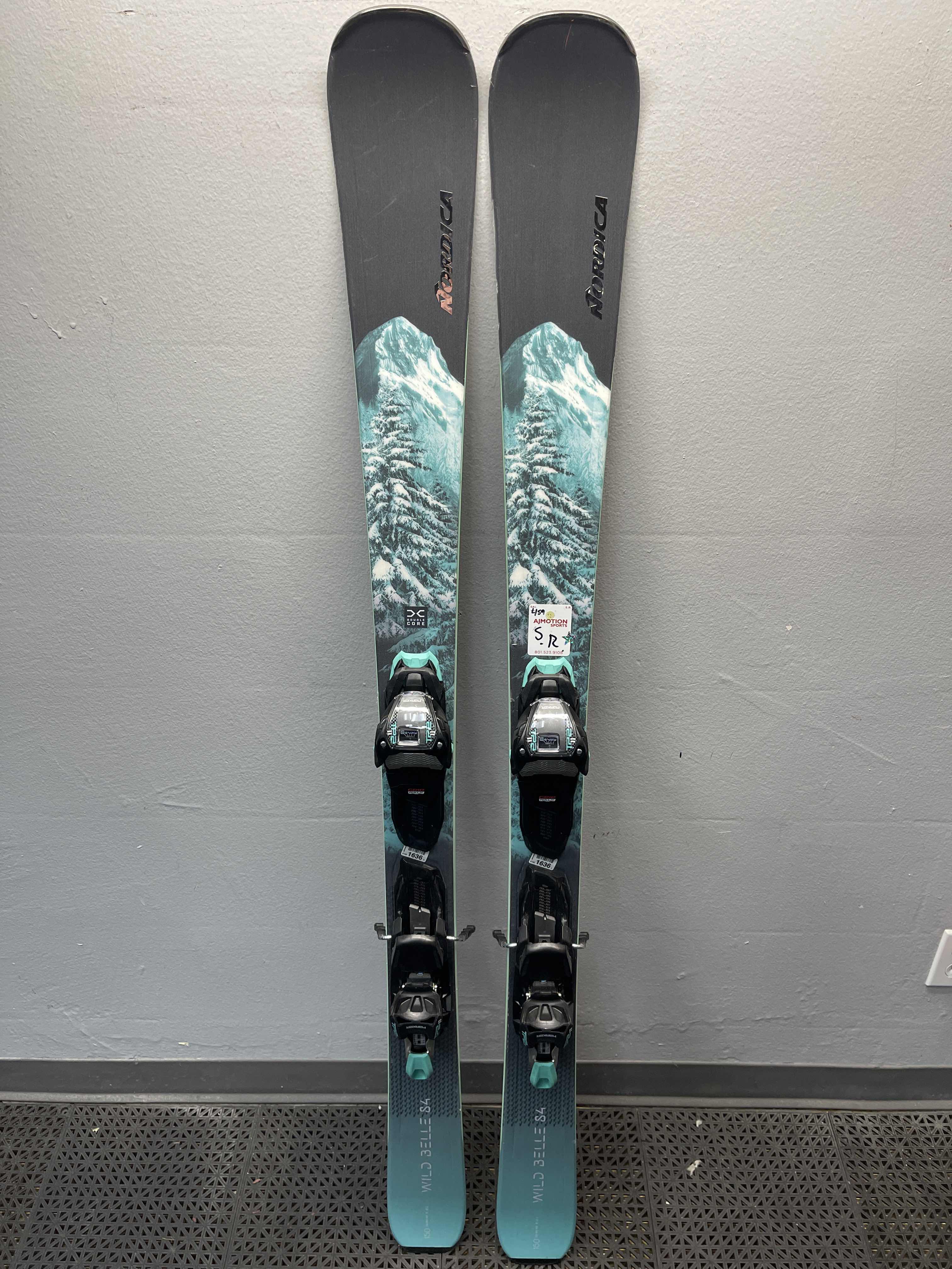 Used Nordica Wild Bell 84 150cm w/ Marker TP2 11 Adjustable Bindings