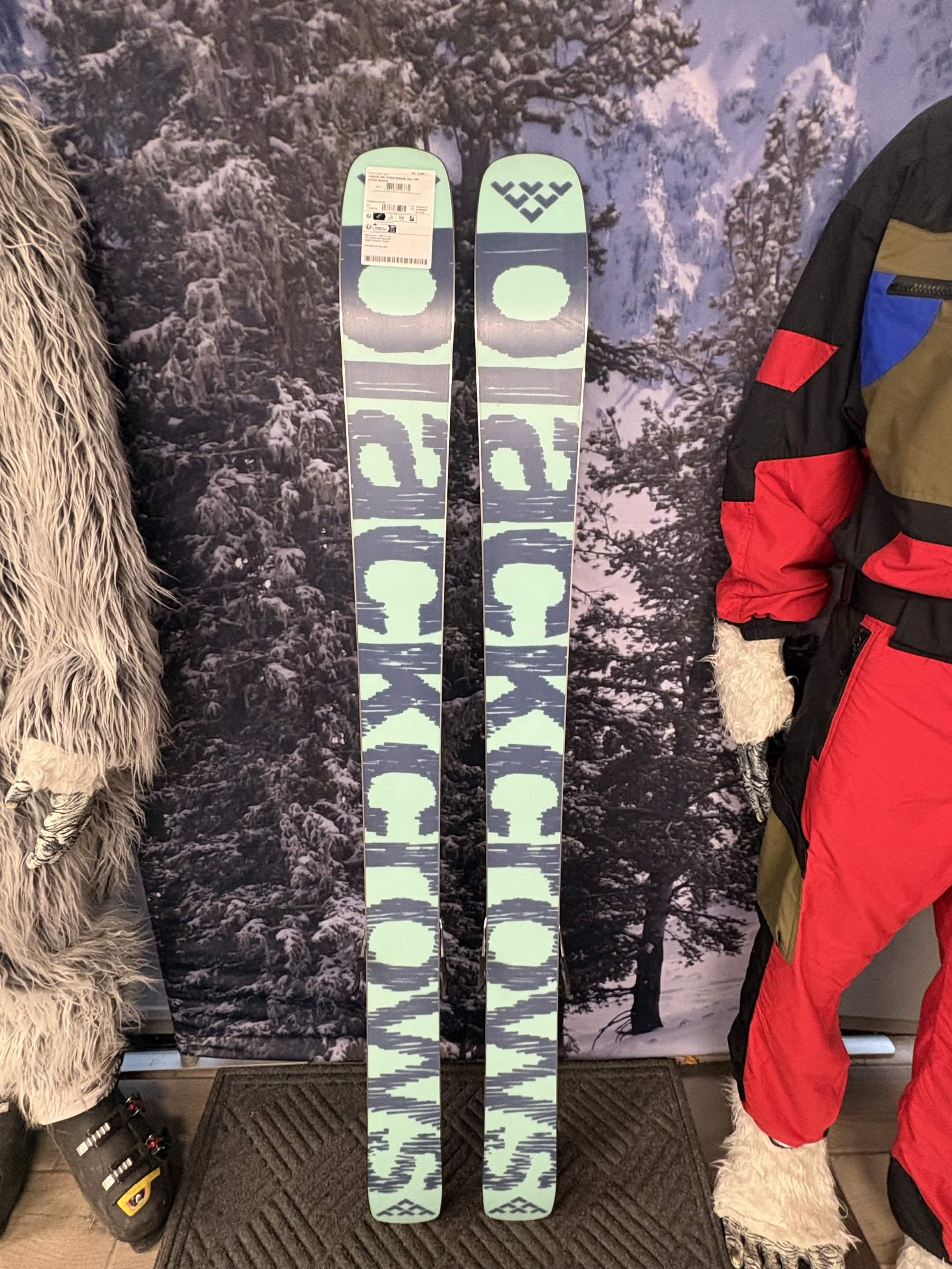 Black Crows Atris Birdie 160cm Skis w/ ATOMIC NR Strive 11 GW ATO Demo Binding - New 2027
