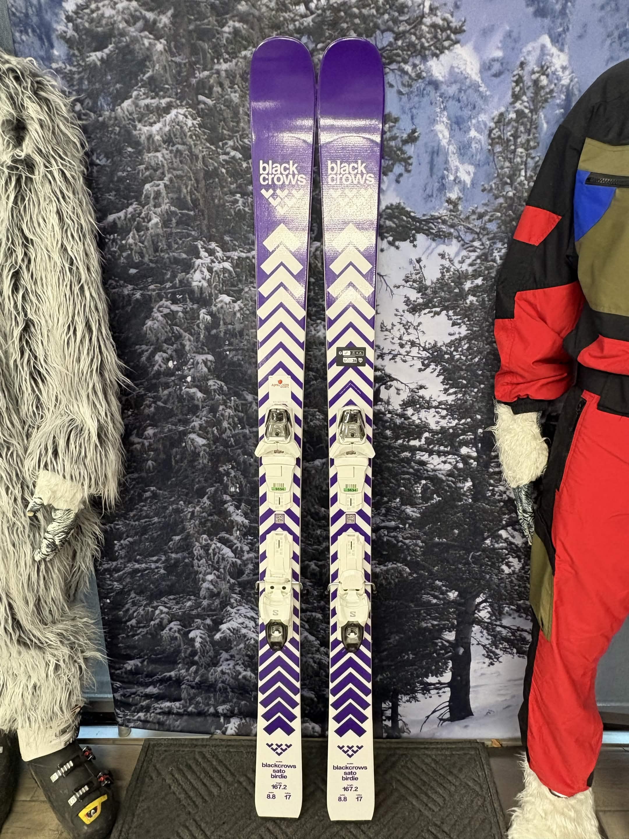 Black Crows Sato Birdie 167cm Skis w/ SALOMON M10 GW SYS SAL Demo Binding - New 2027