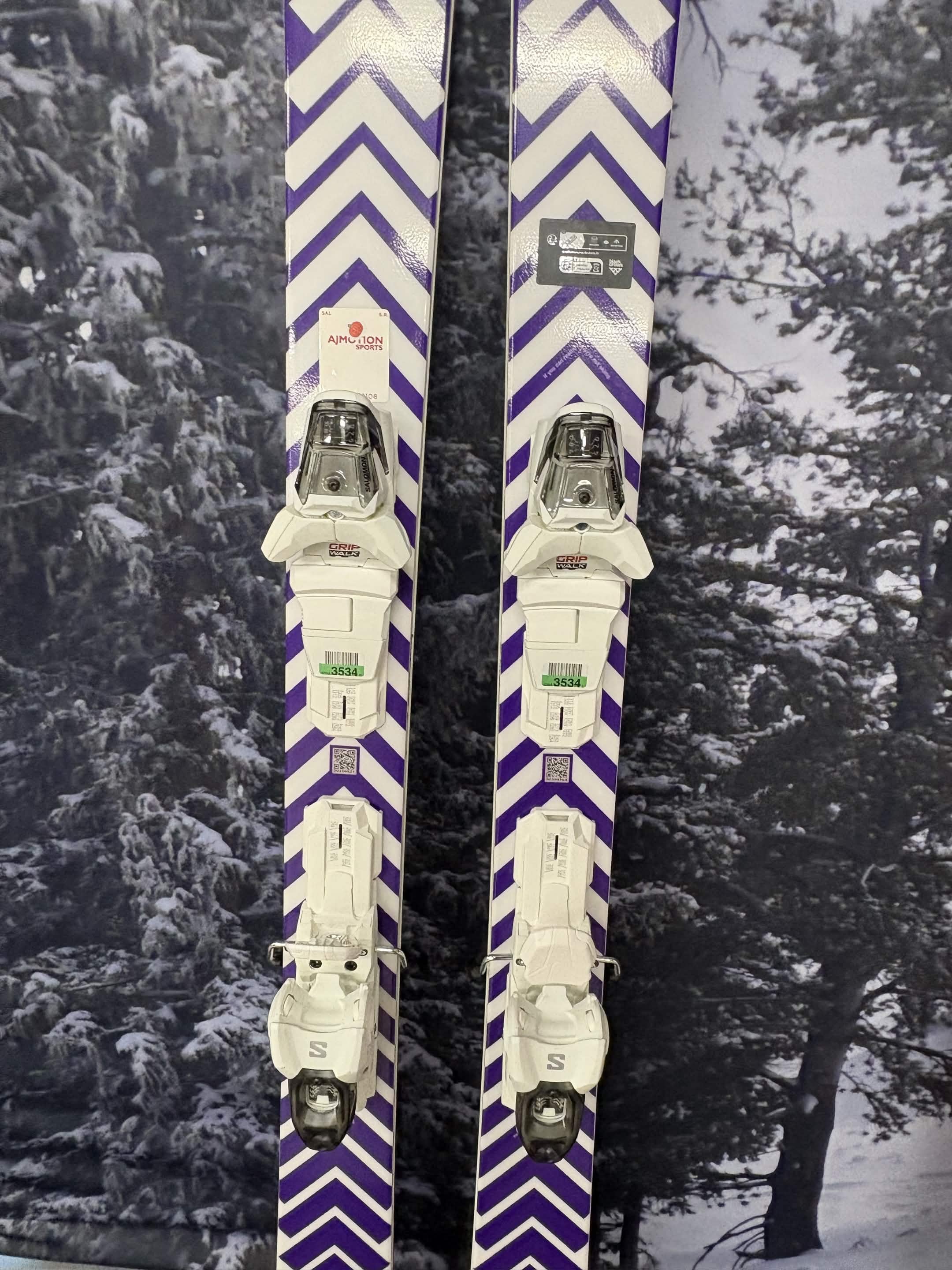 Black Crows Sato Birdie 167cm Skis w/ SALOMON M10 GW SYS SAL Demo Binding - New 2027