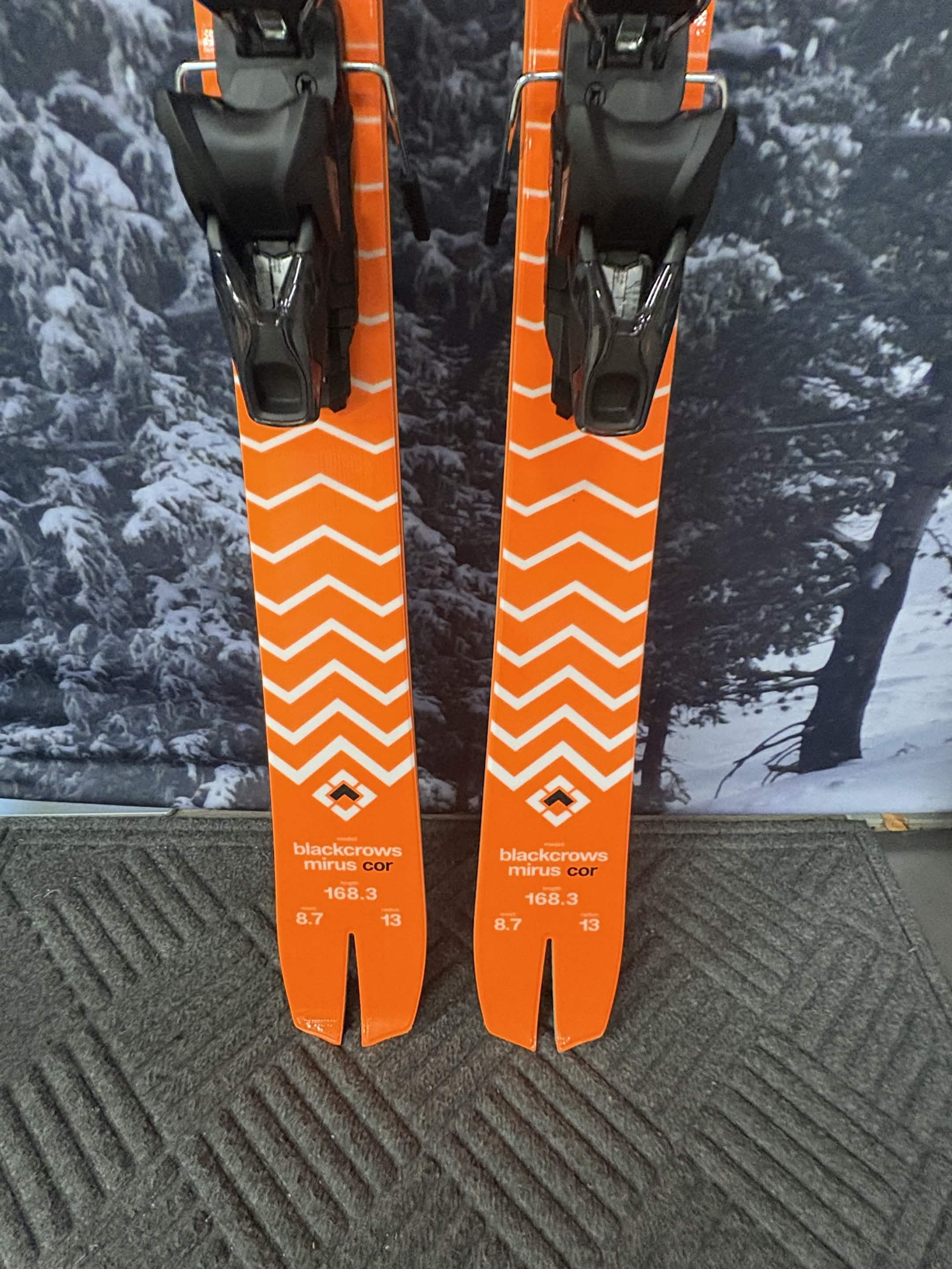 Black Crows Mirus Cor 168cm Skis w/ ATOMIC NR Strive 11 GW ATO Demo Binding - New 2027