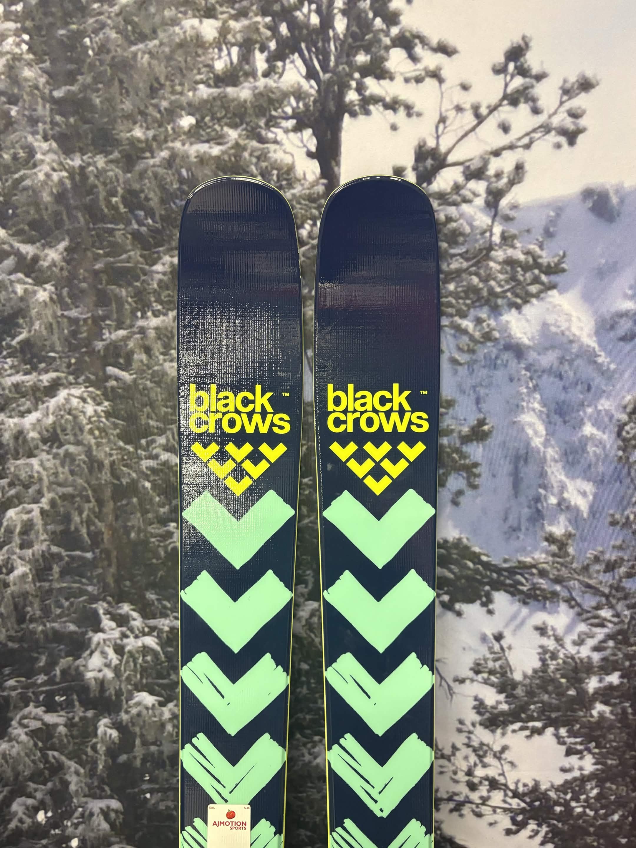 Black Crows Atris 178cm Skis w/ ATOMIC NR Strive 13 GW ATO Demo Binding - New 2027