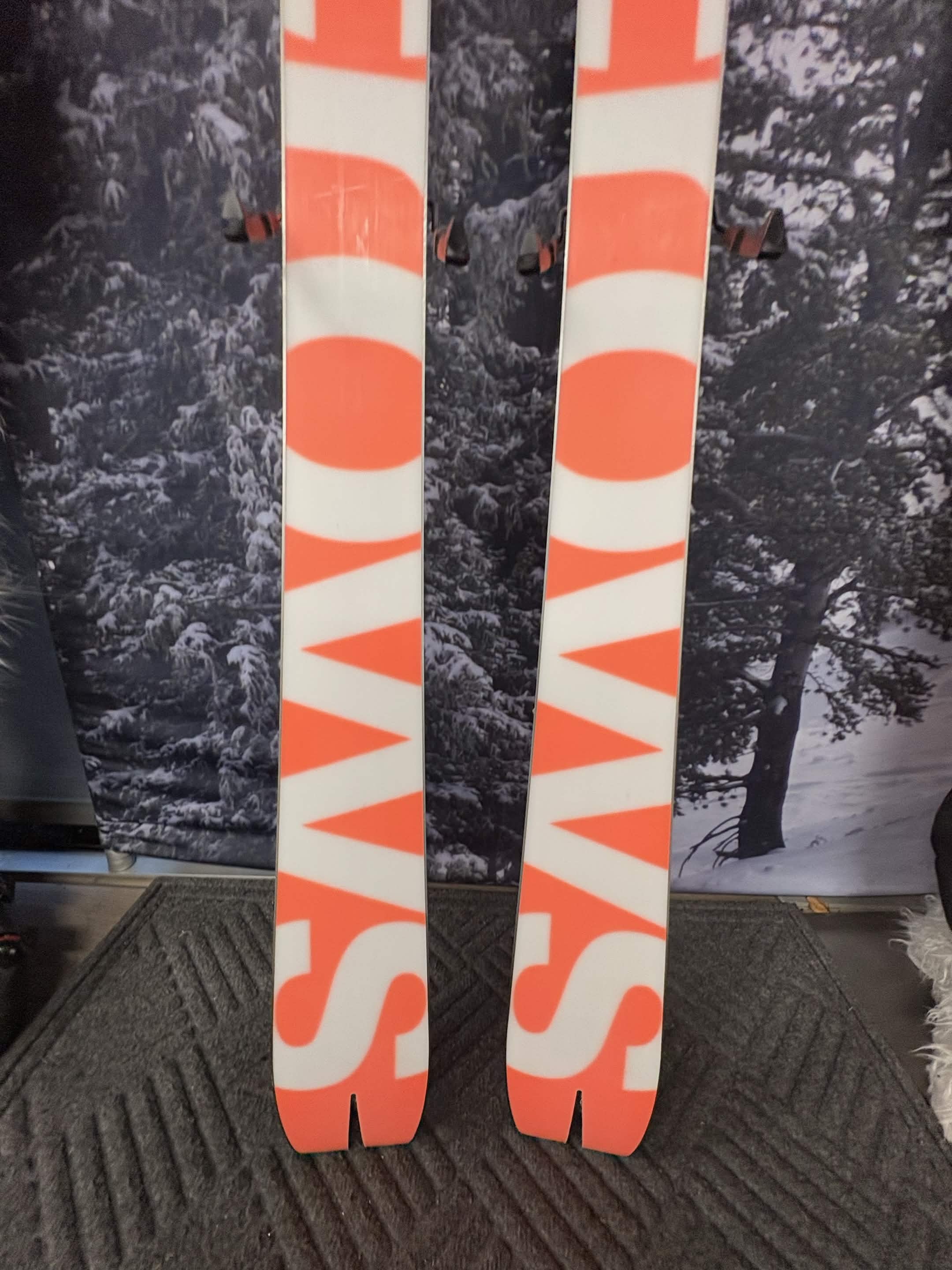 Black Crows Mirus Cor 184cm Skis w/ ATOMIC NR Strive 13 GW ATO Demo Binding - New 2027