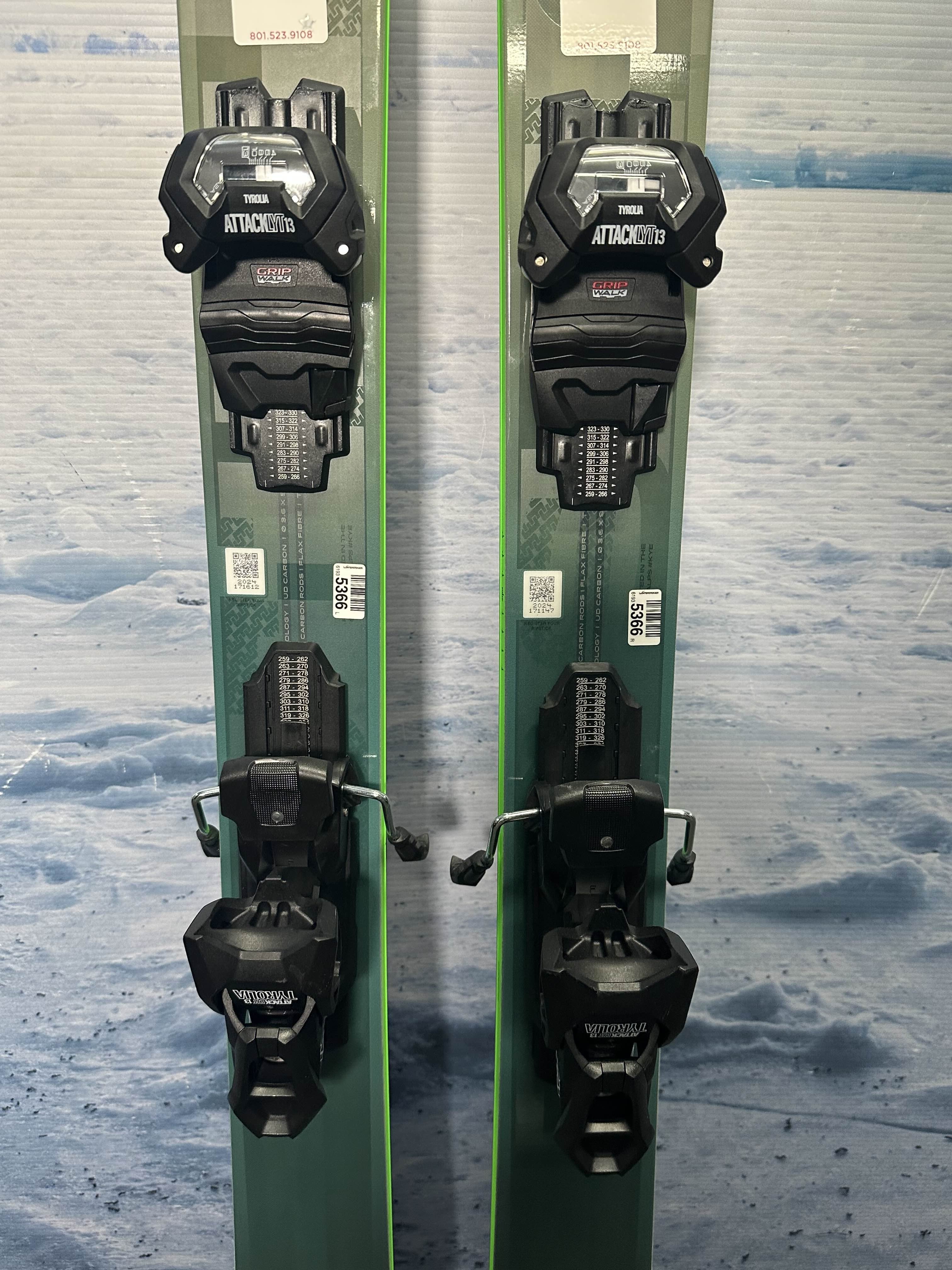 New Elan Ripstick 182cm w/ Tyrolia Attack LYT13 GW Bindings