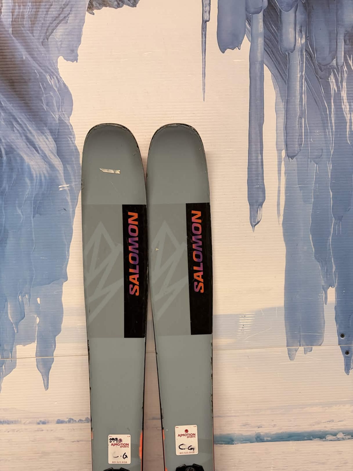 Salomon QST 98 169cm Skis w/ SALOMON S NR Strive 13 GW Demo Binding - Used (2024)