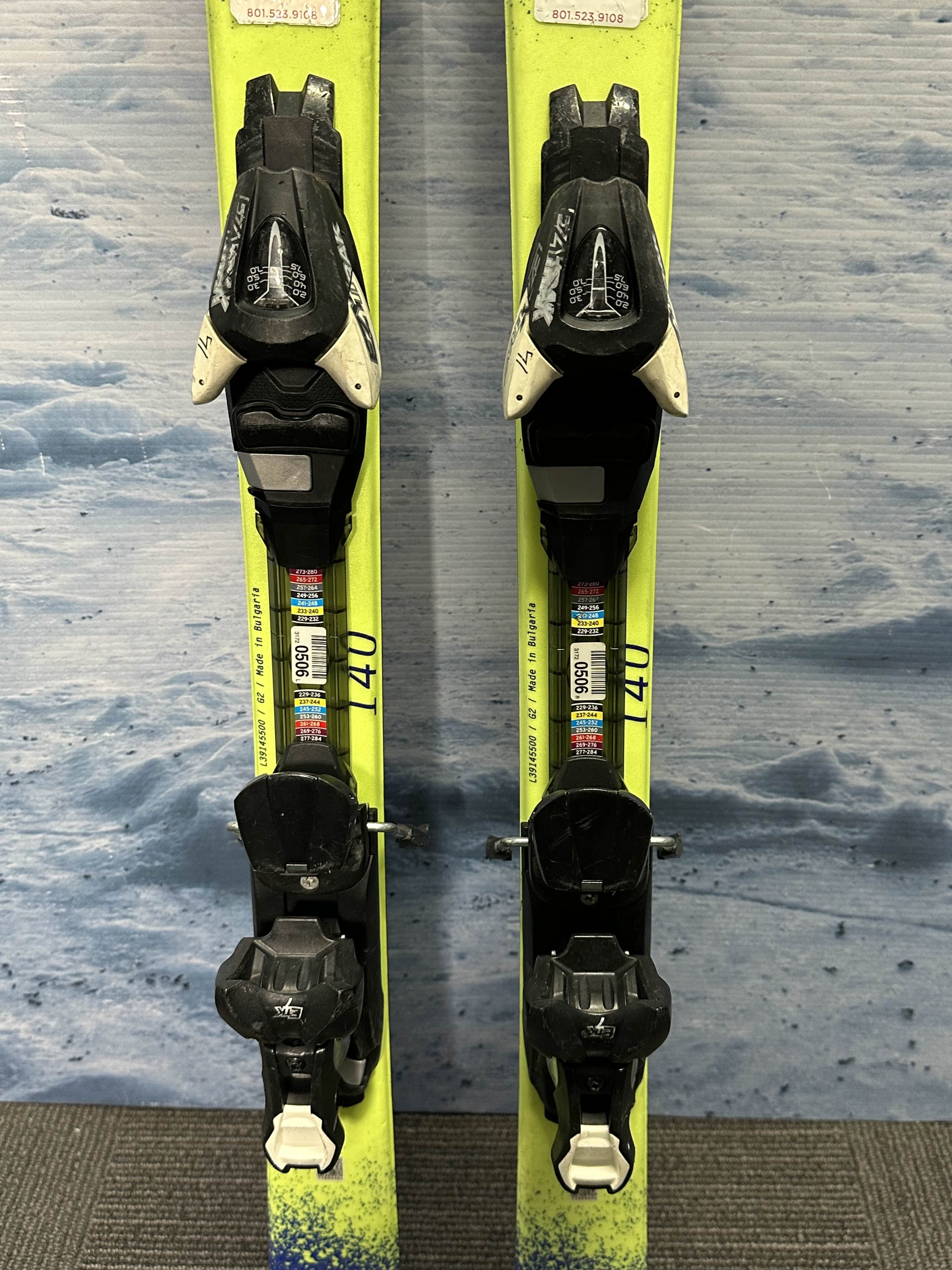 Used Salomon QST MAX JR 140cm w/ EZ TRAK Bindings