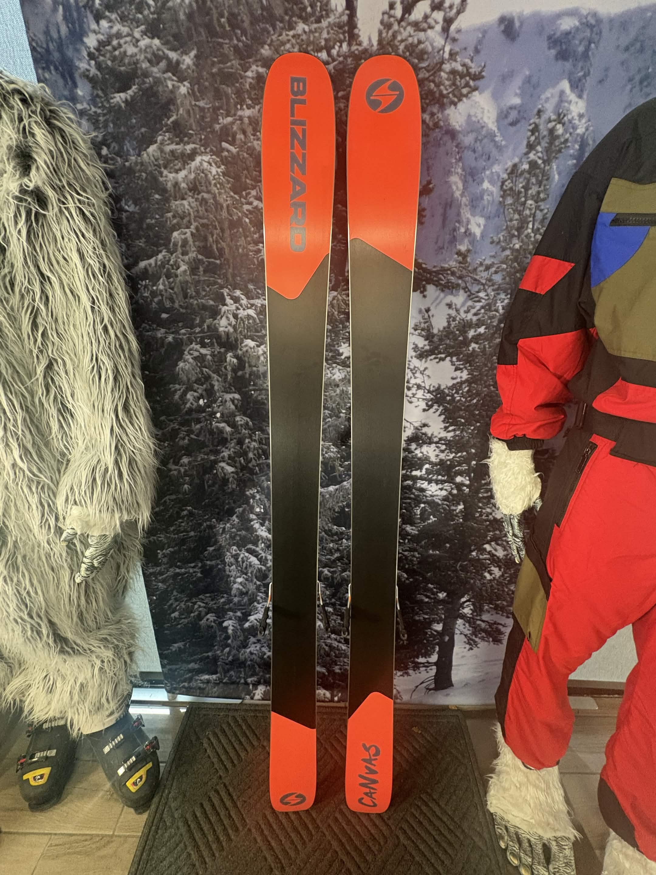 Blizzard Canvas 100 174cm Skis w/ ATOMIC NR Strive 13 GW ATO Demo Binding - New 2027