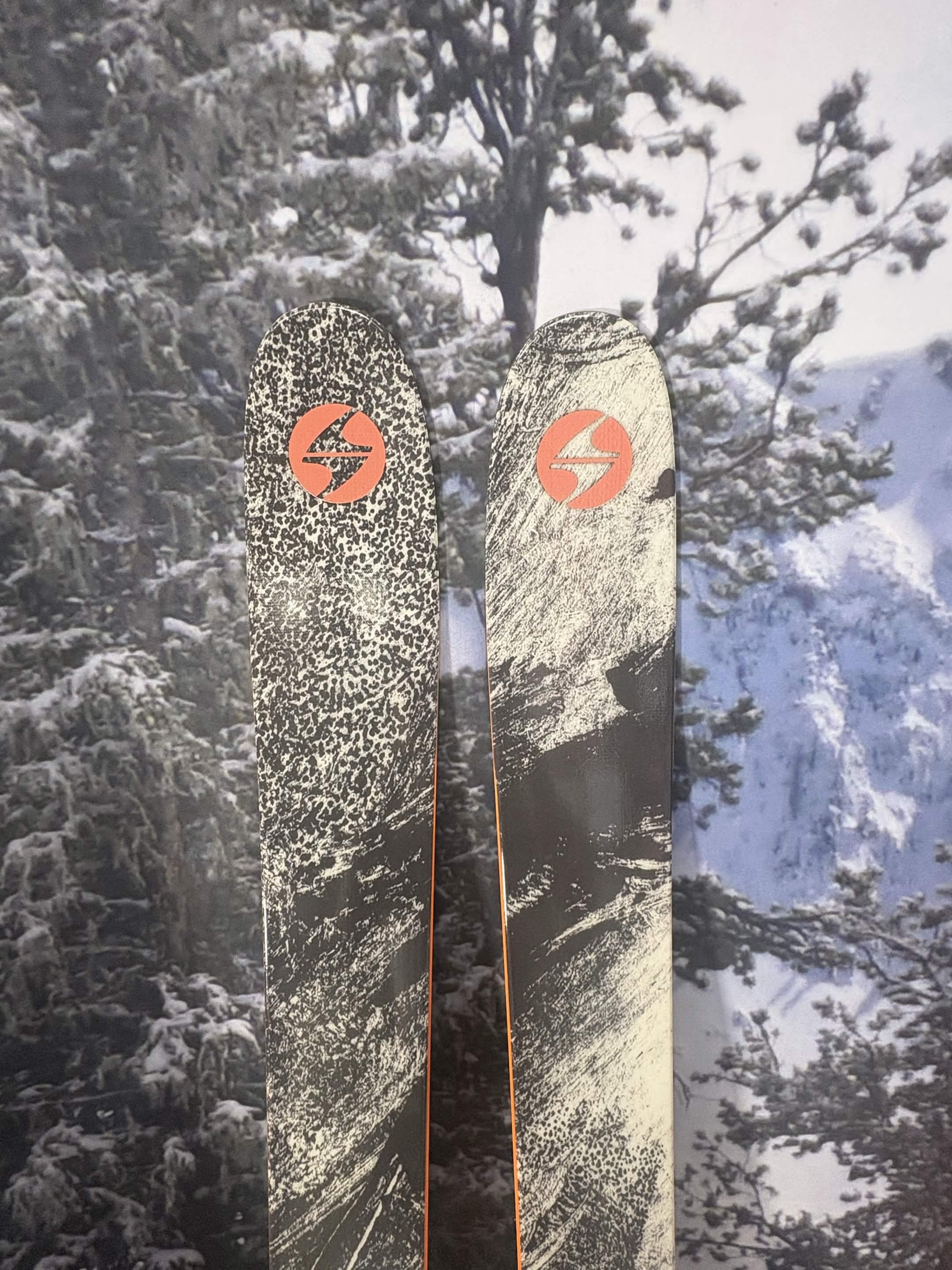 Blizzard Canvas 100 180cm Skis w/ ATOMIC NR Strive 13 GW ATO Demo Binding - New 2027