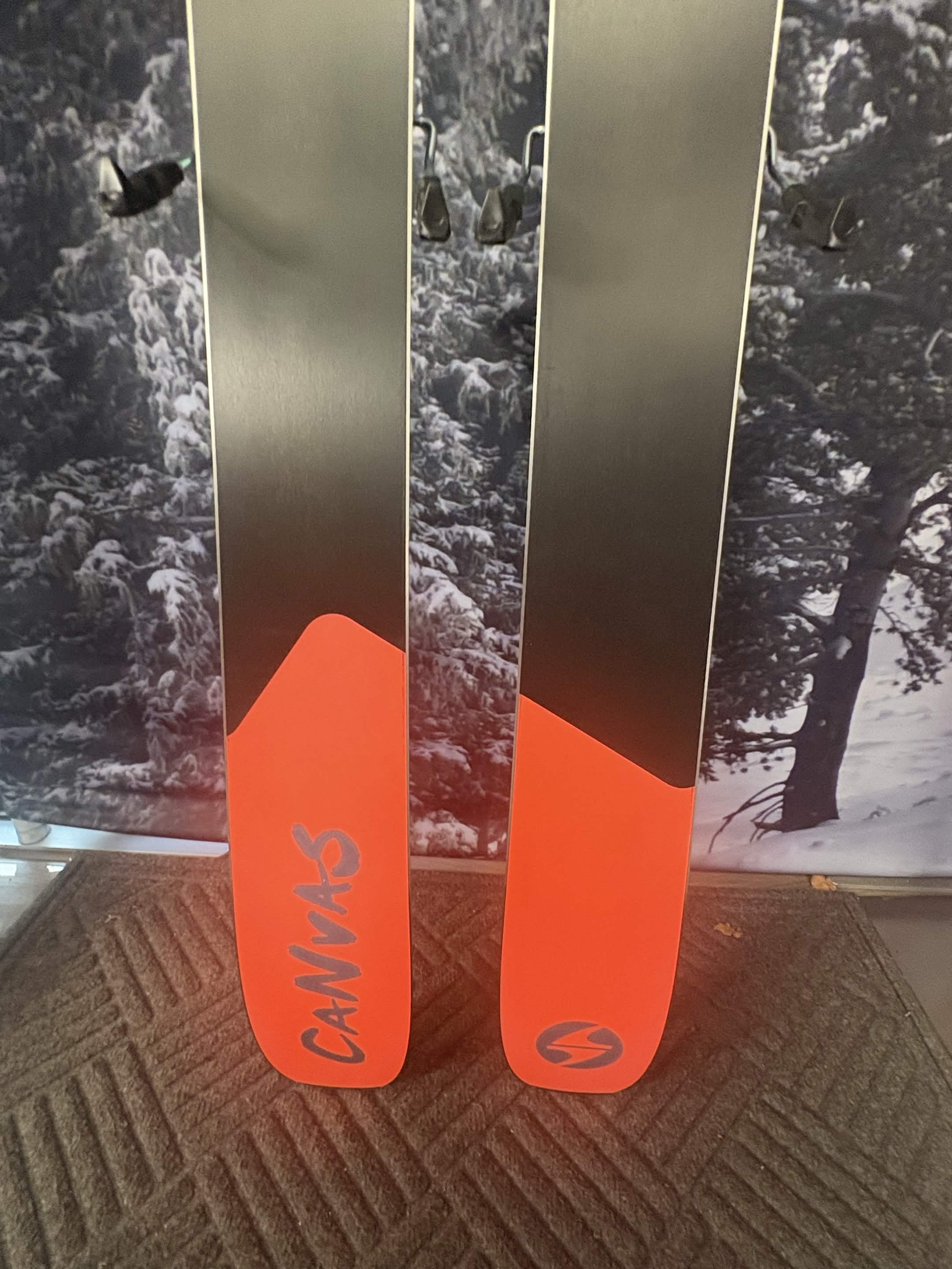Blizzard Canvas 108 174cm Skis w/ ATOMIC NR Strive 13 GW ATO Demo Binding - New 2027